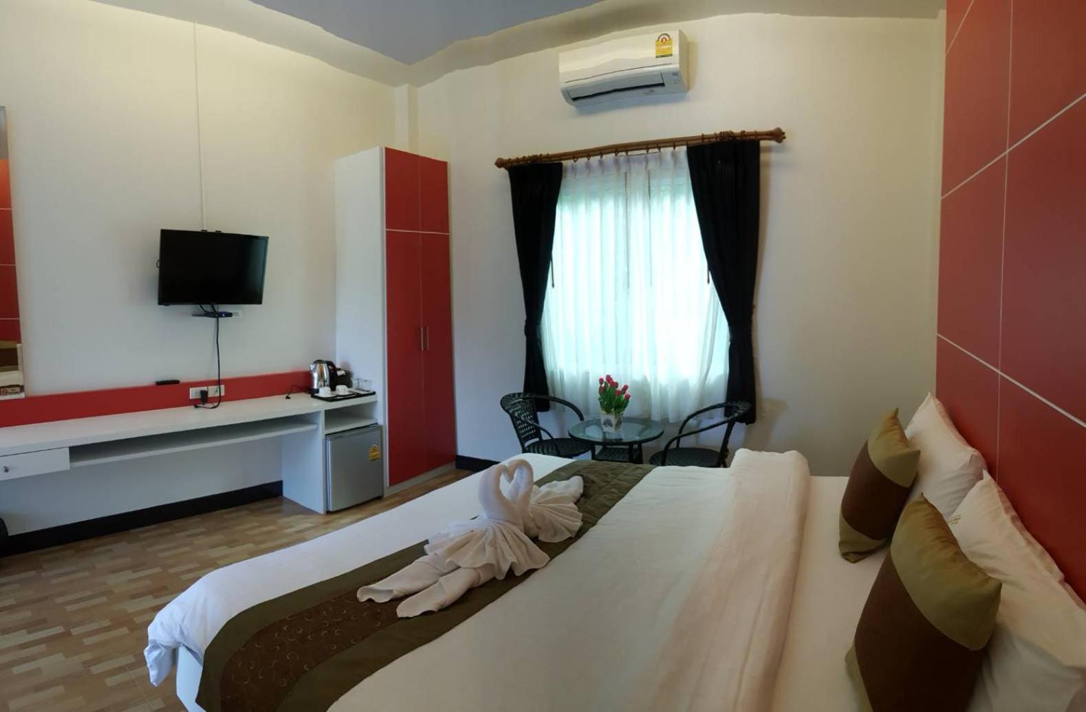Double Room - Photo 8