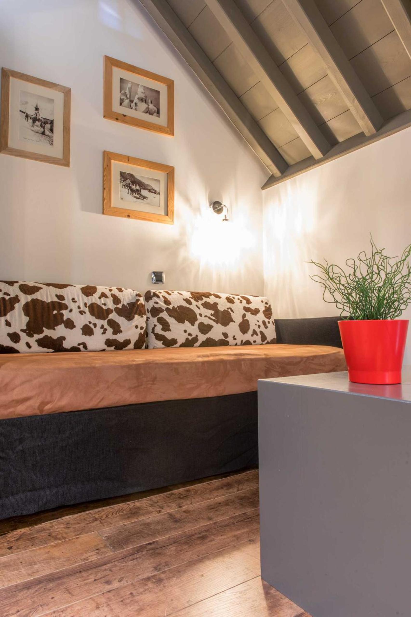 Duplex Studio (2-4 People) photo 3