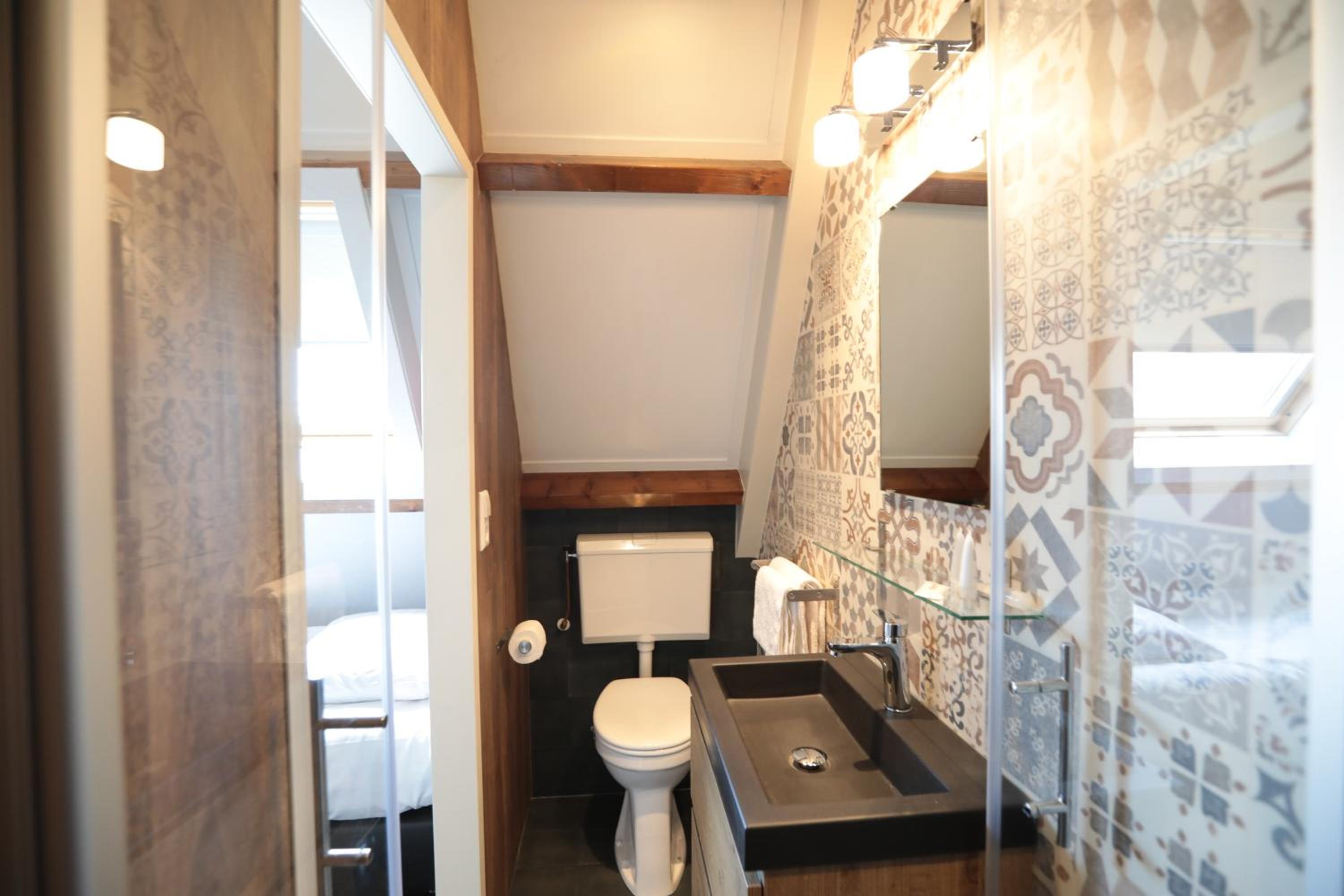Single Room photo 3