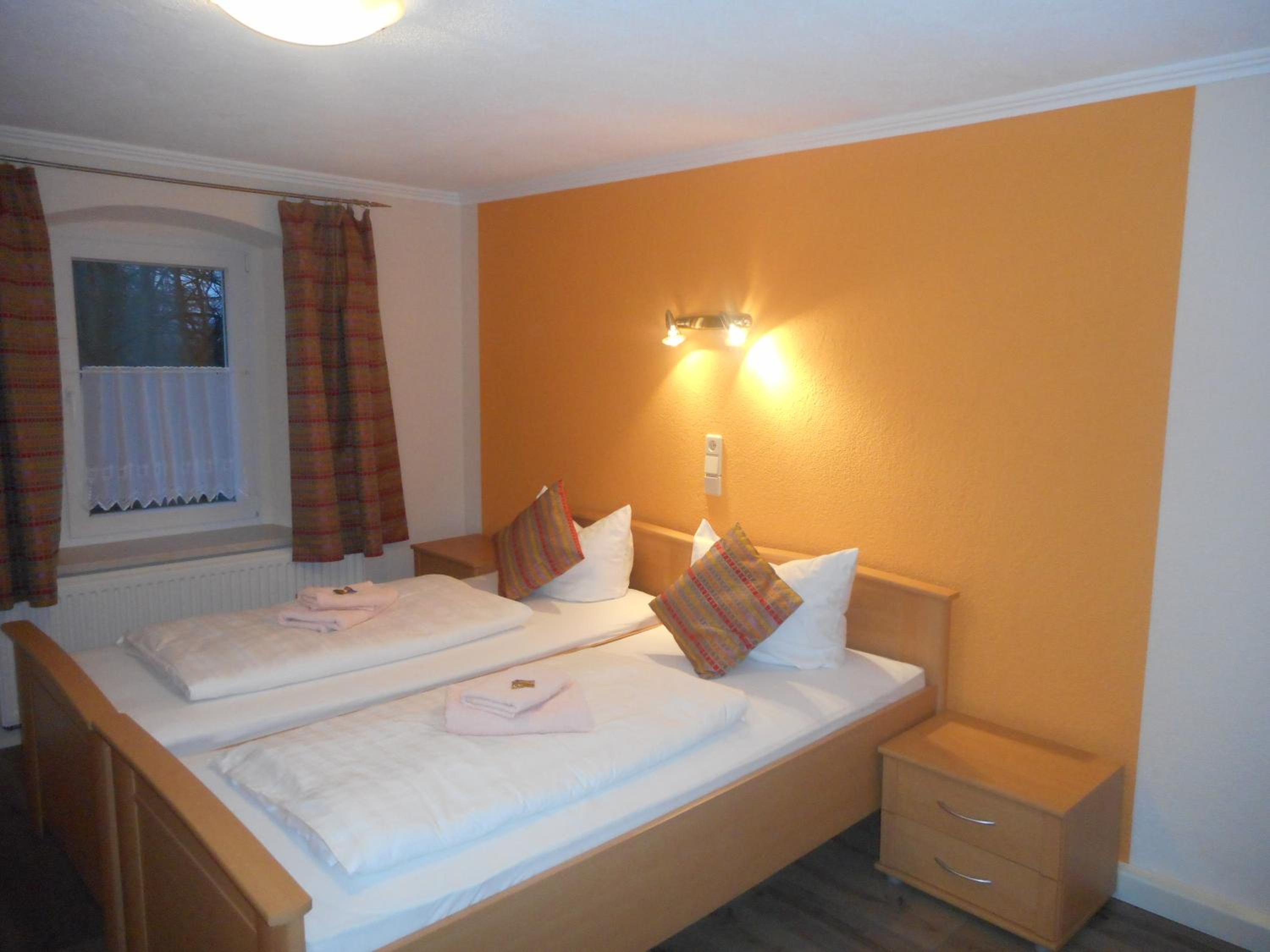 Large Double Room photo 3