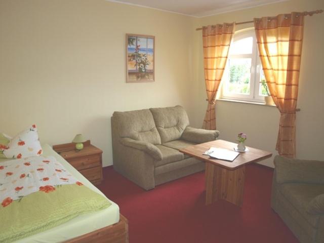 Single Room photo 3