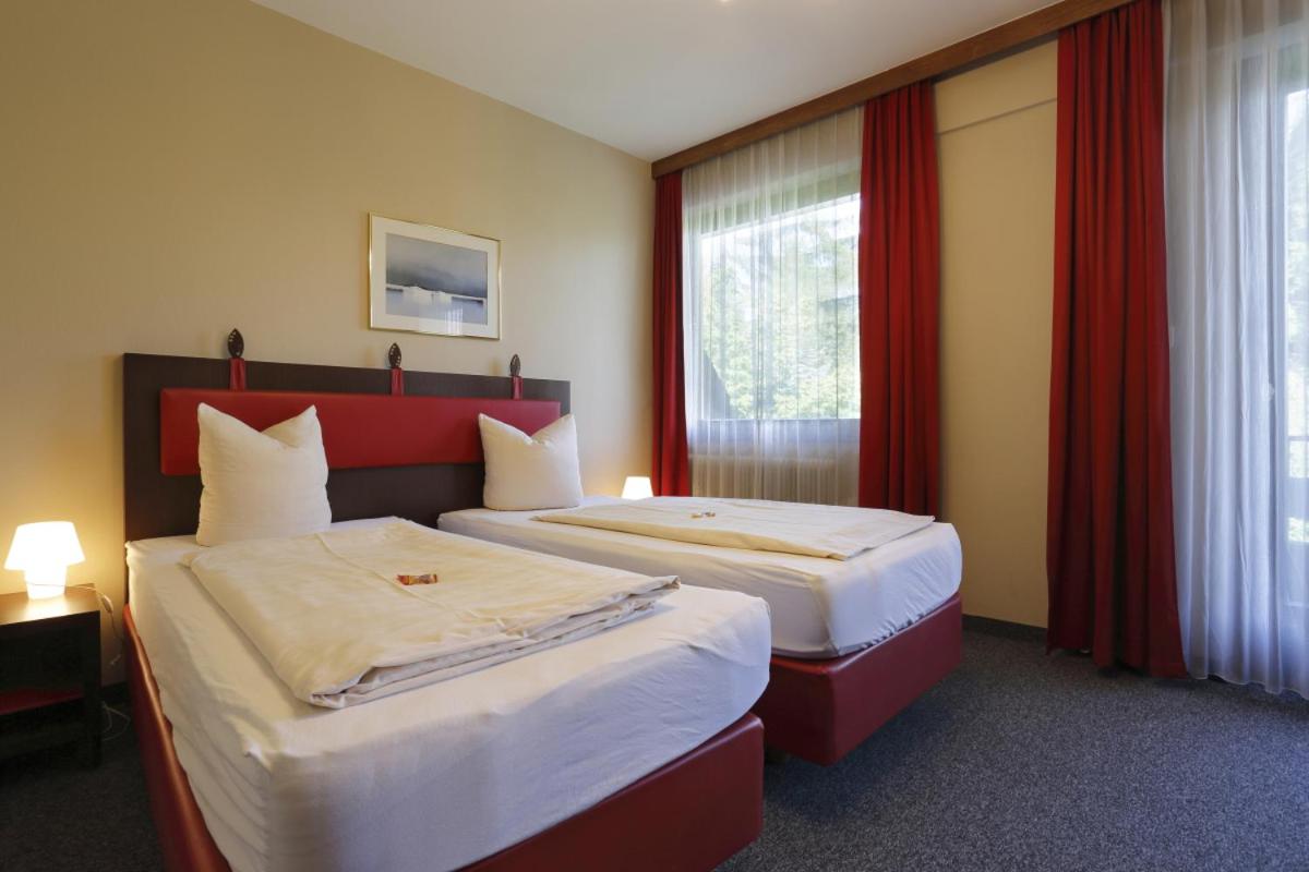 Double Room with Balcony - Photo 5