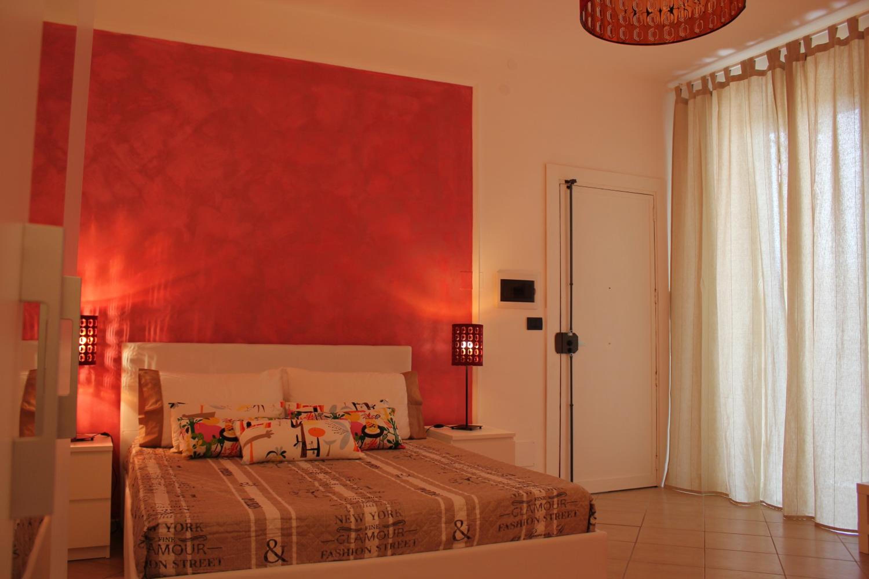 King Suite with Spa Bath photo 2