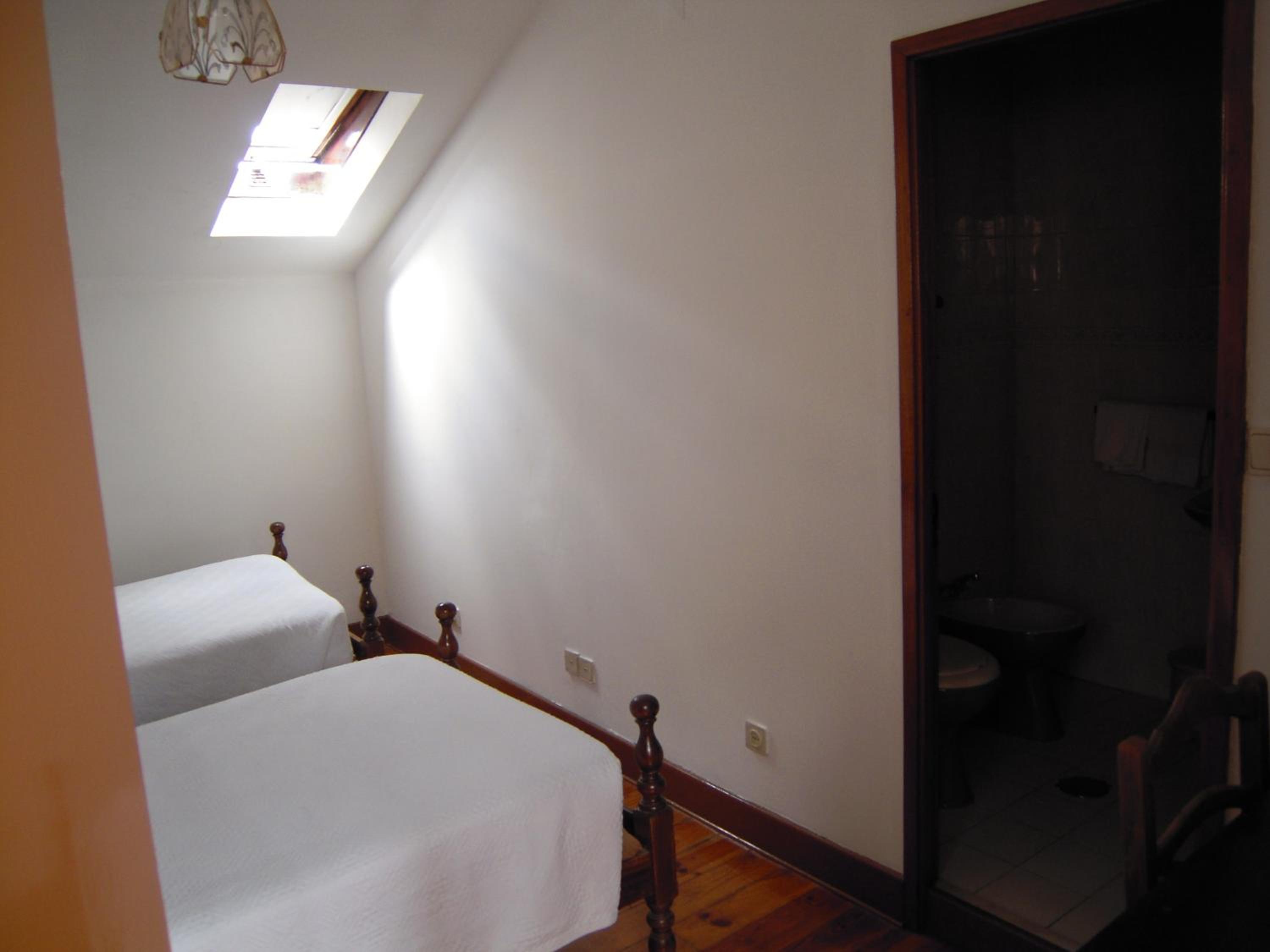 Economic Double or Twin Room - Photo 4