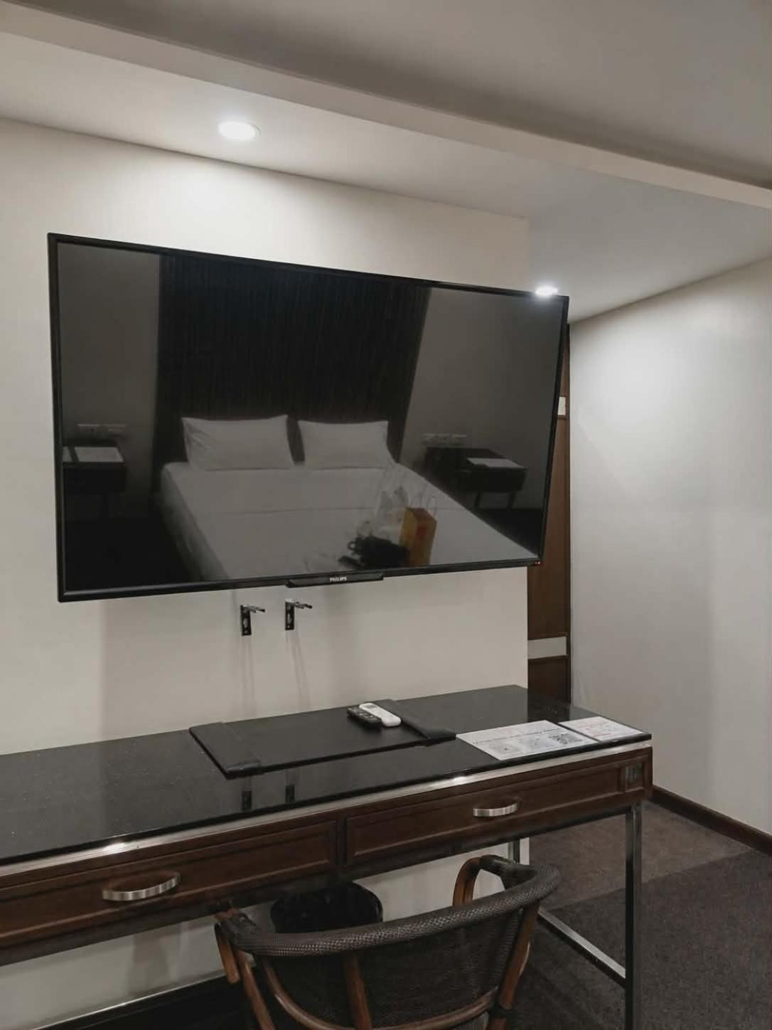 King Suite with Balcony