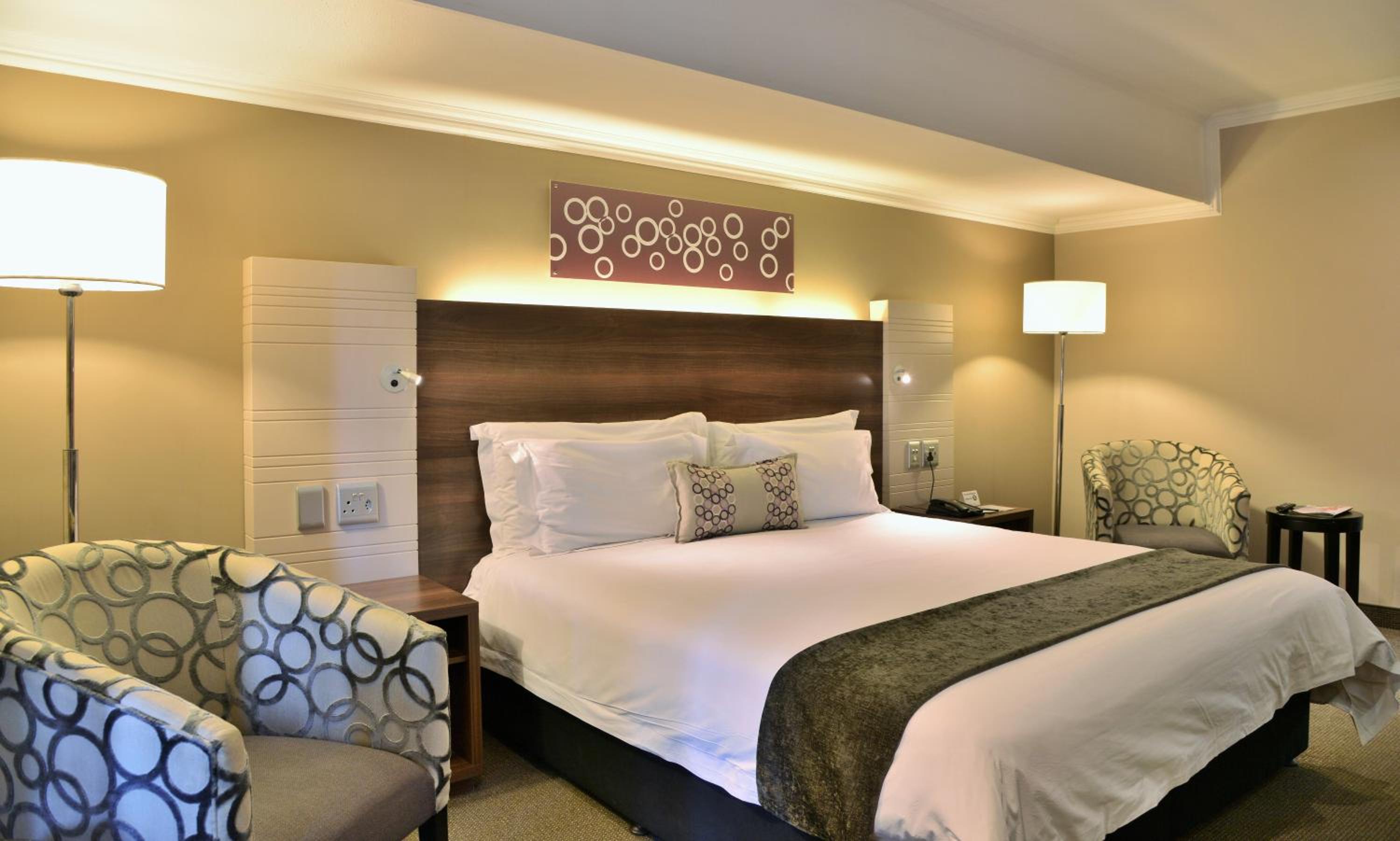 Executive King Room - Photo 5