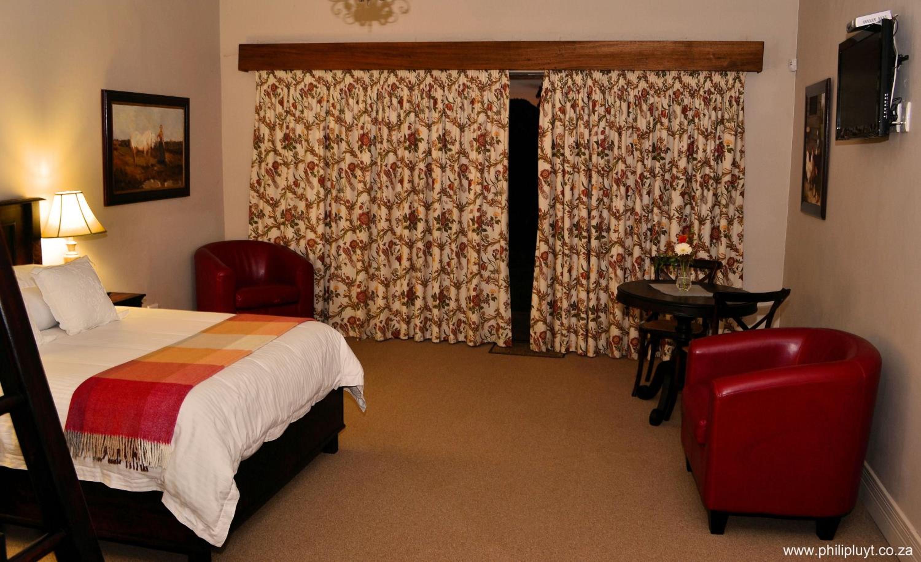 Family Room - Photo 9