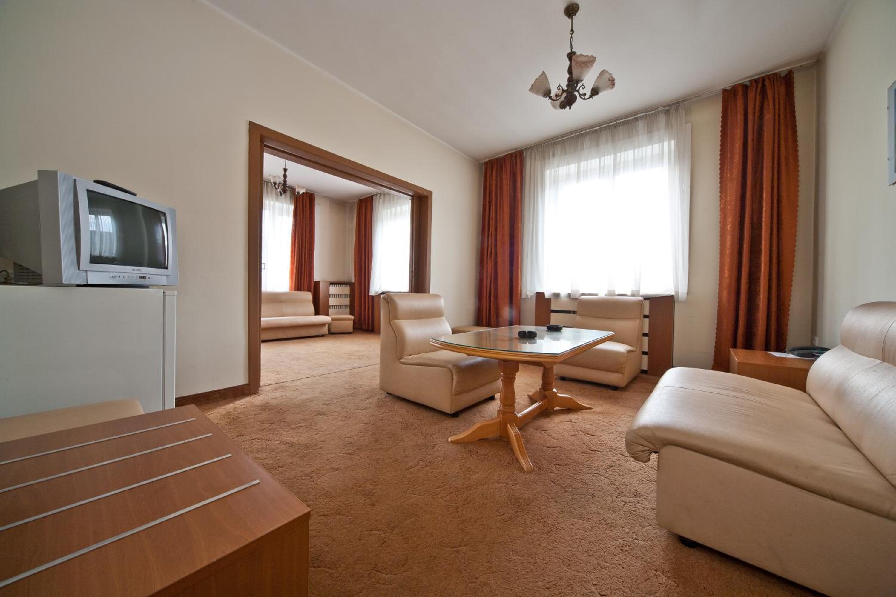 Suite with Bedroom - Photo 1