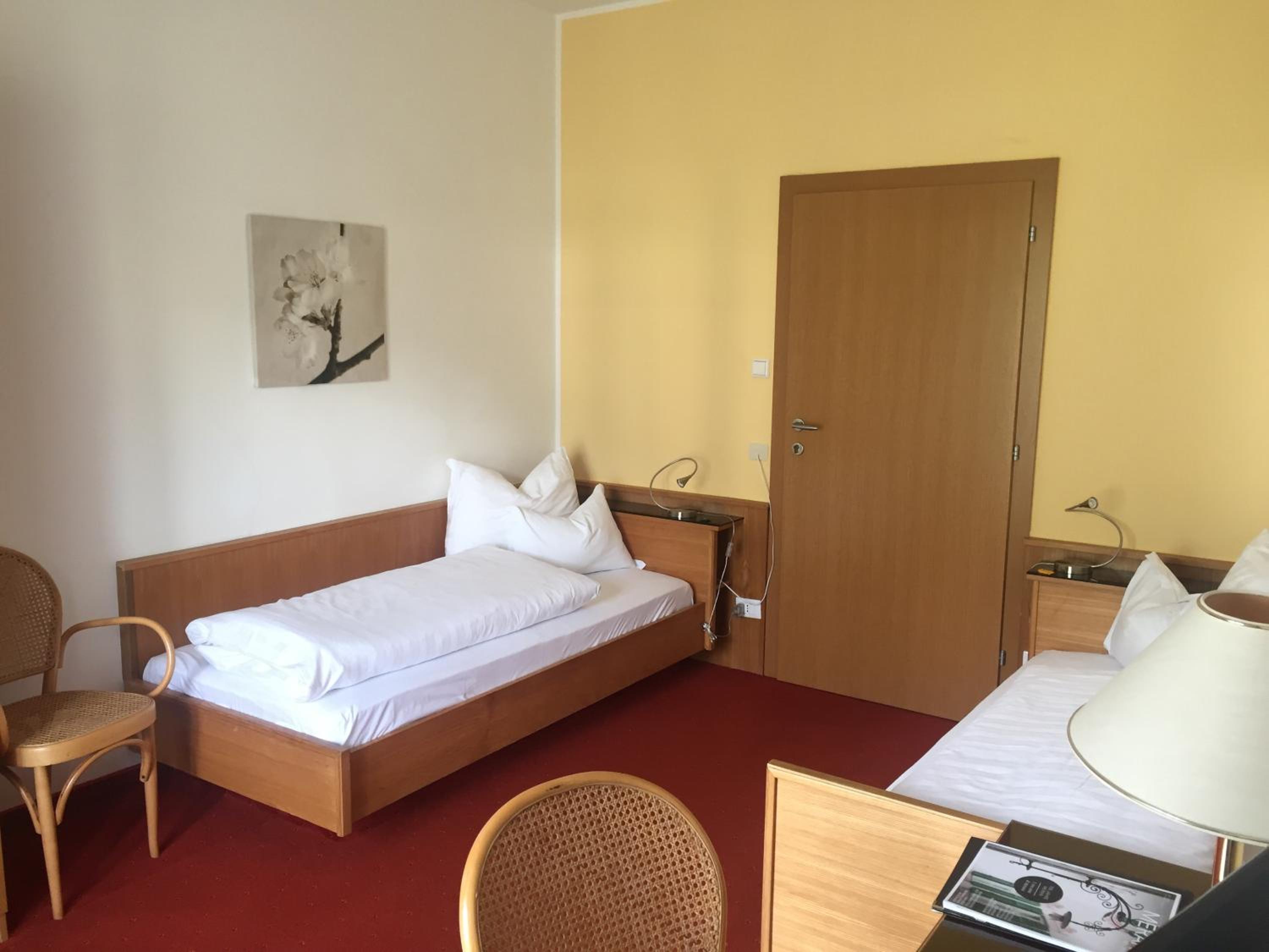 Twin Room with Balcony