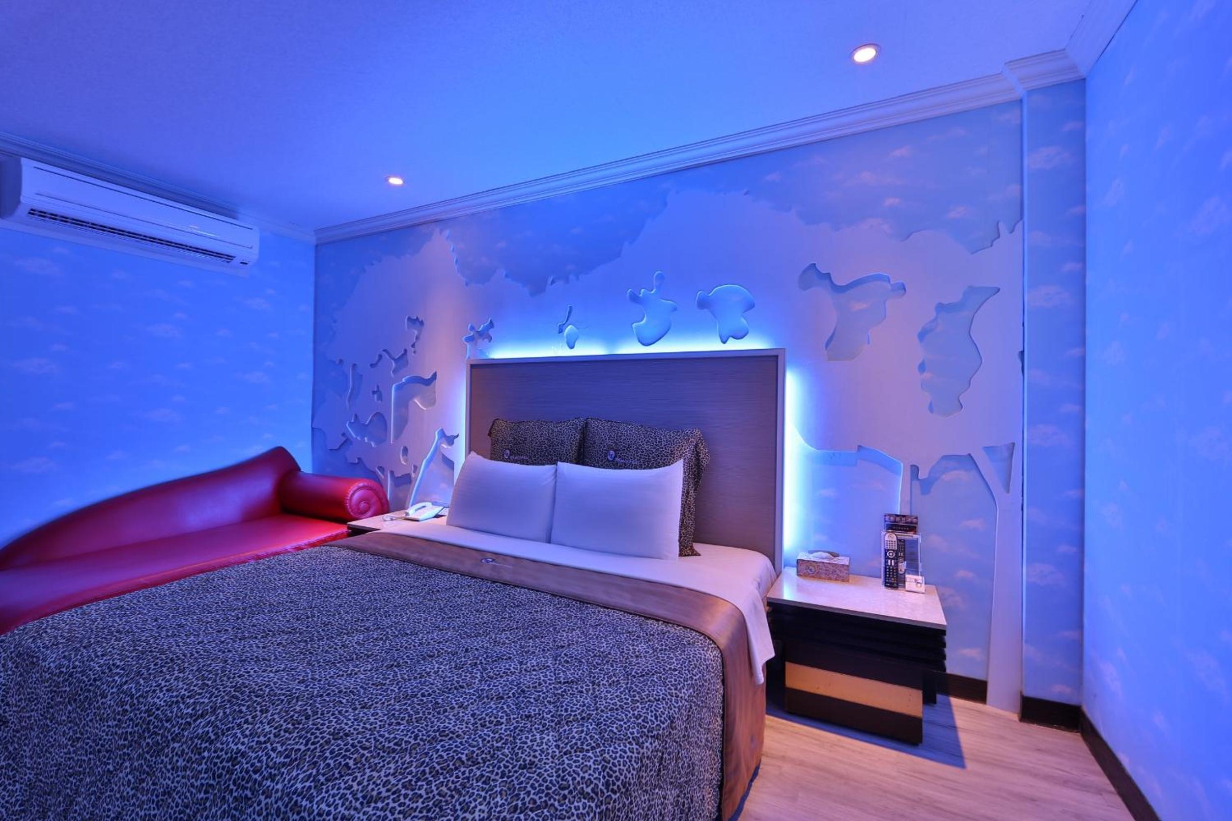 Queen Room with Spa Bath photo 3