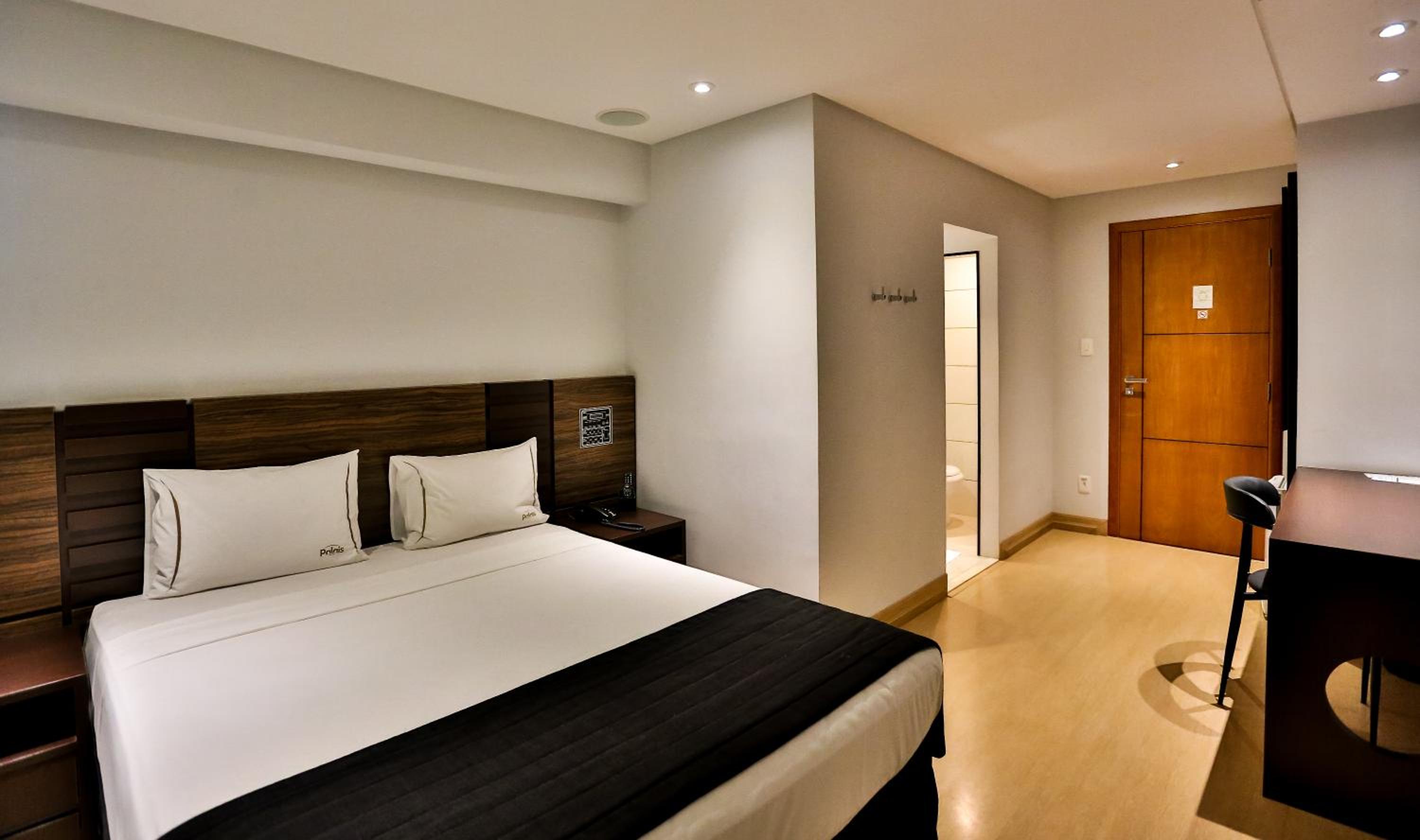 Deluxe Double Room photo 3