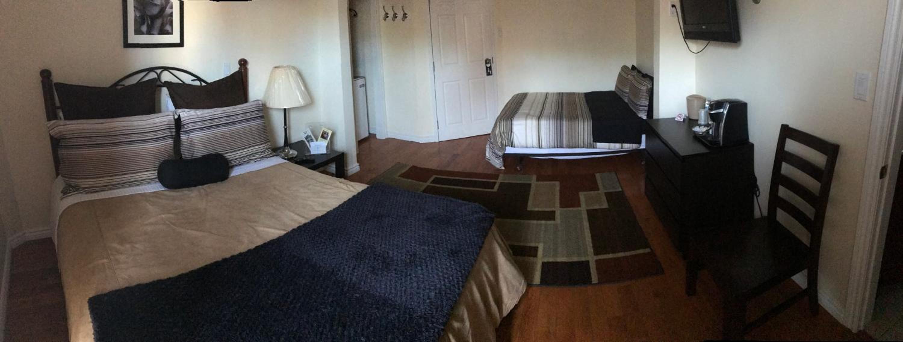 Deluxe Suite photo 2
