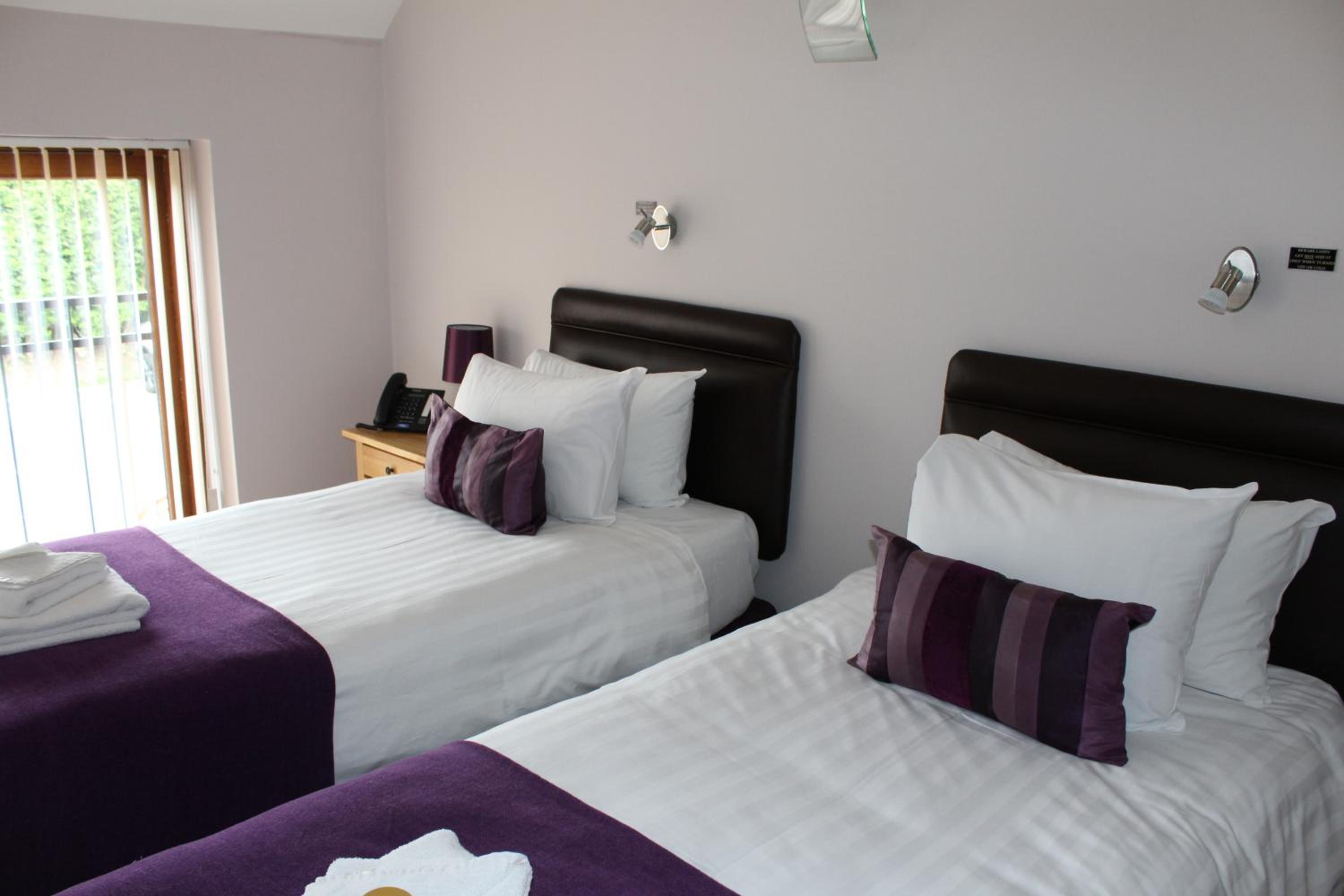 Deluxe Twin Room - Photo 3