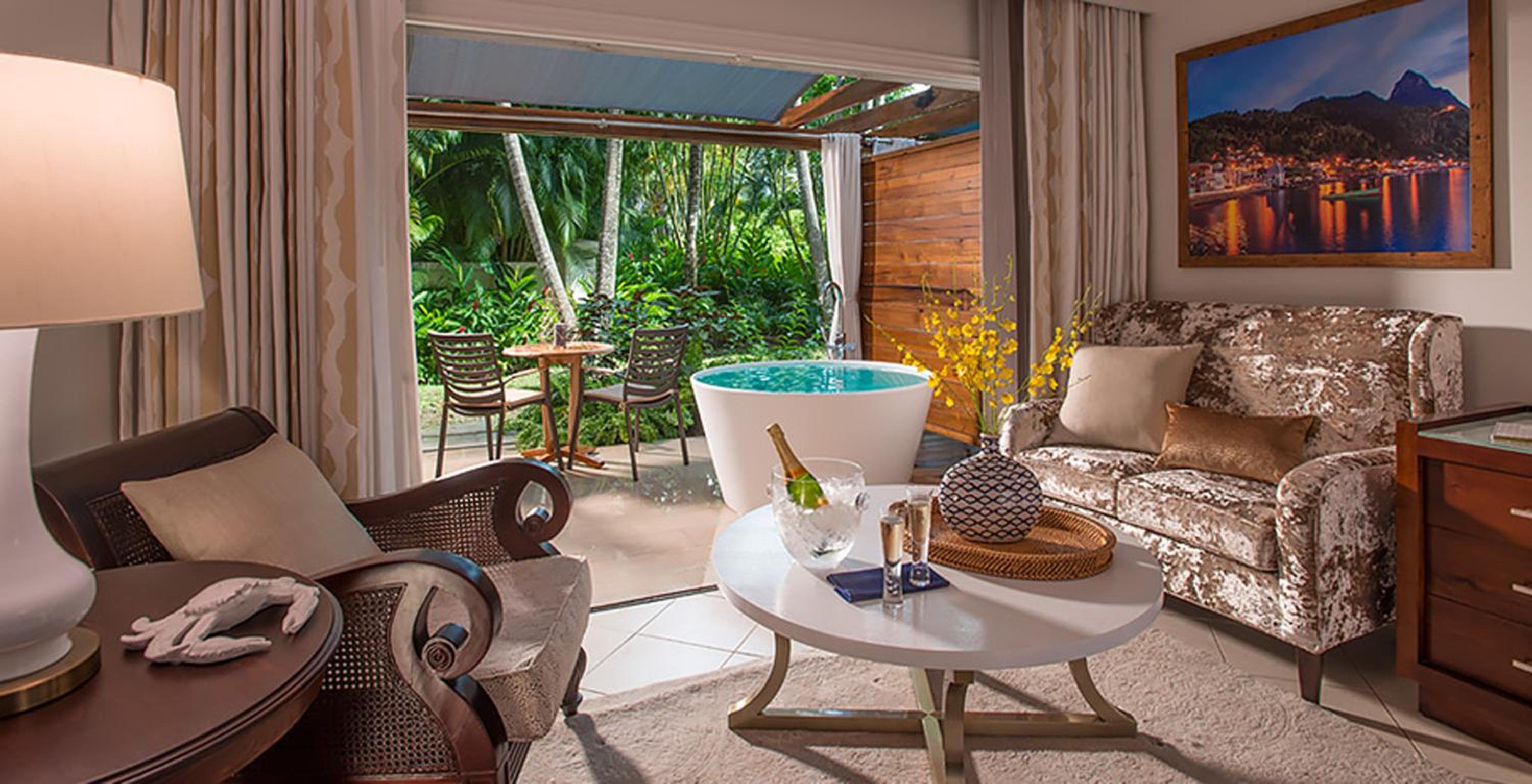 Honeymoon Sanctuary Walkout Club Level Junior Suite w/ Patio Tranquility Soaking Tub photo 3
