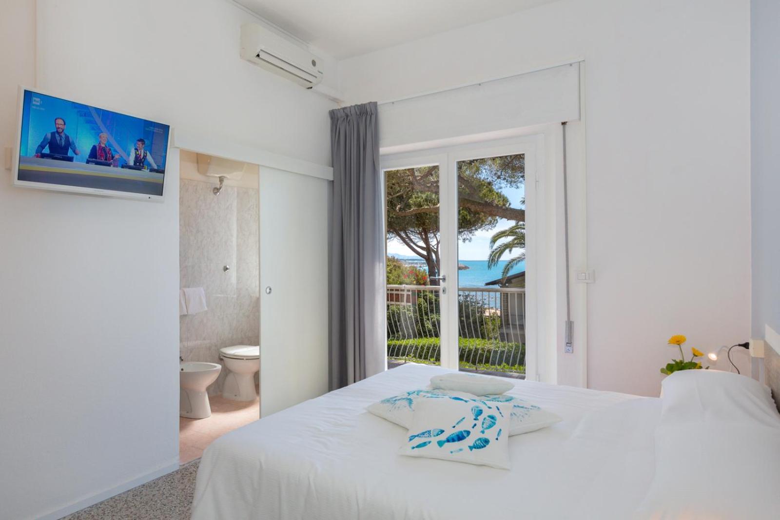Standard Double or Twin Room with Balcony photo 1