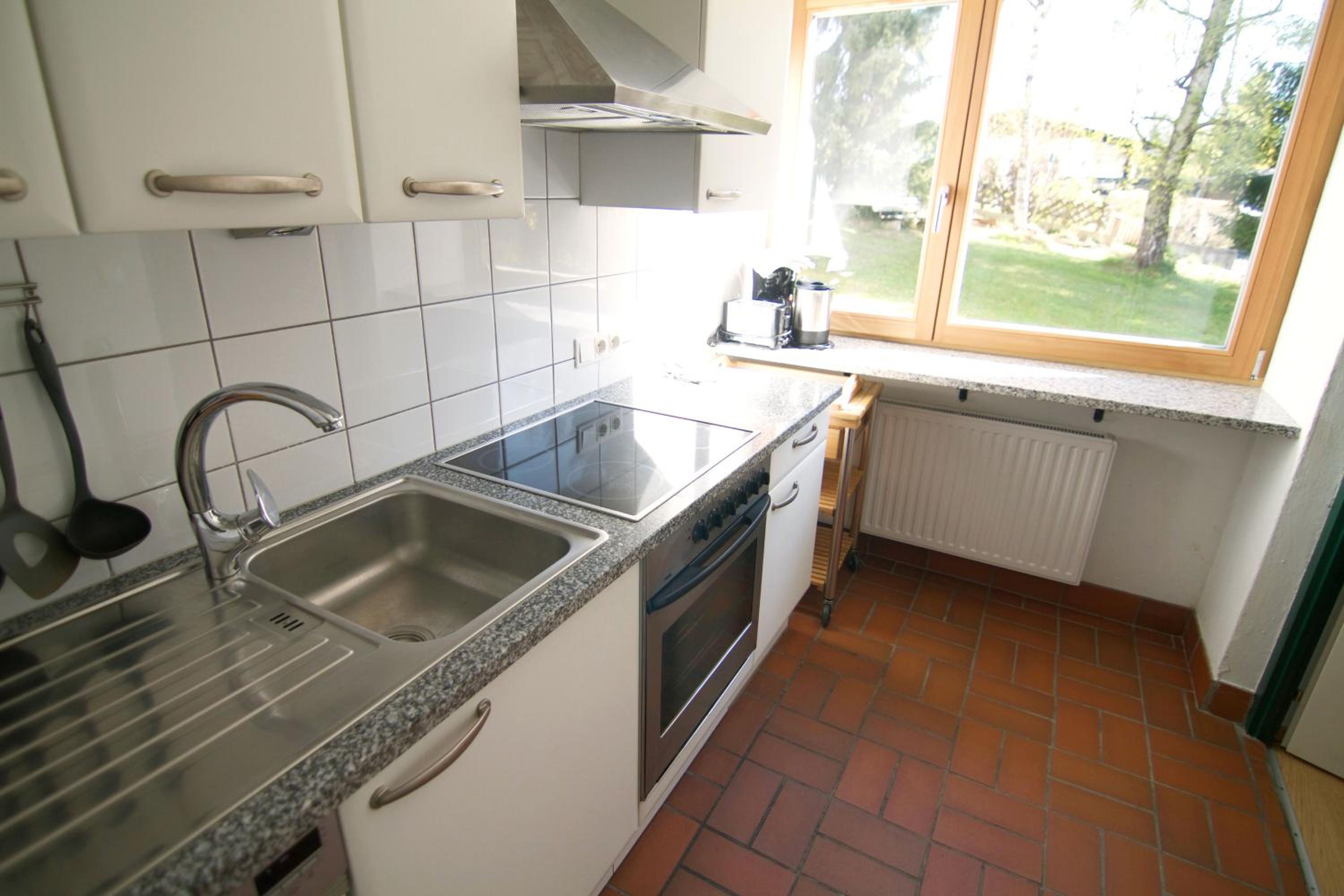 Apartment with Terrace photo 2