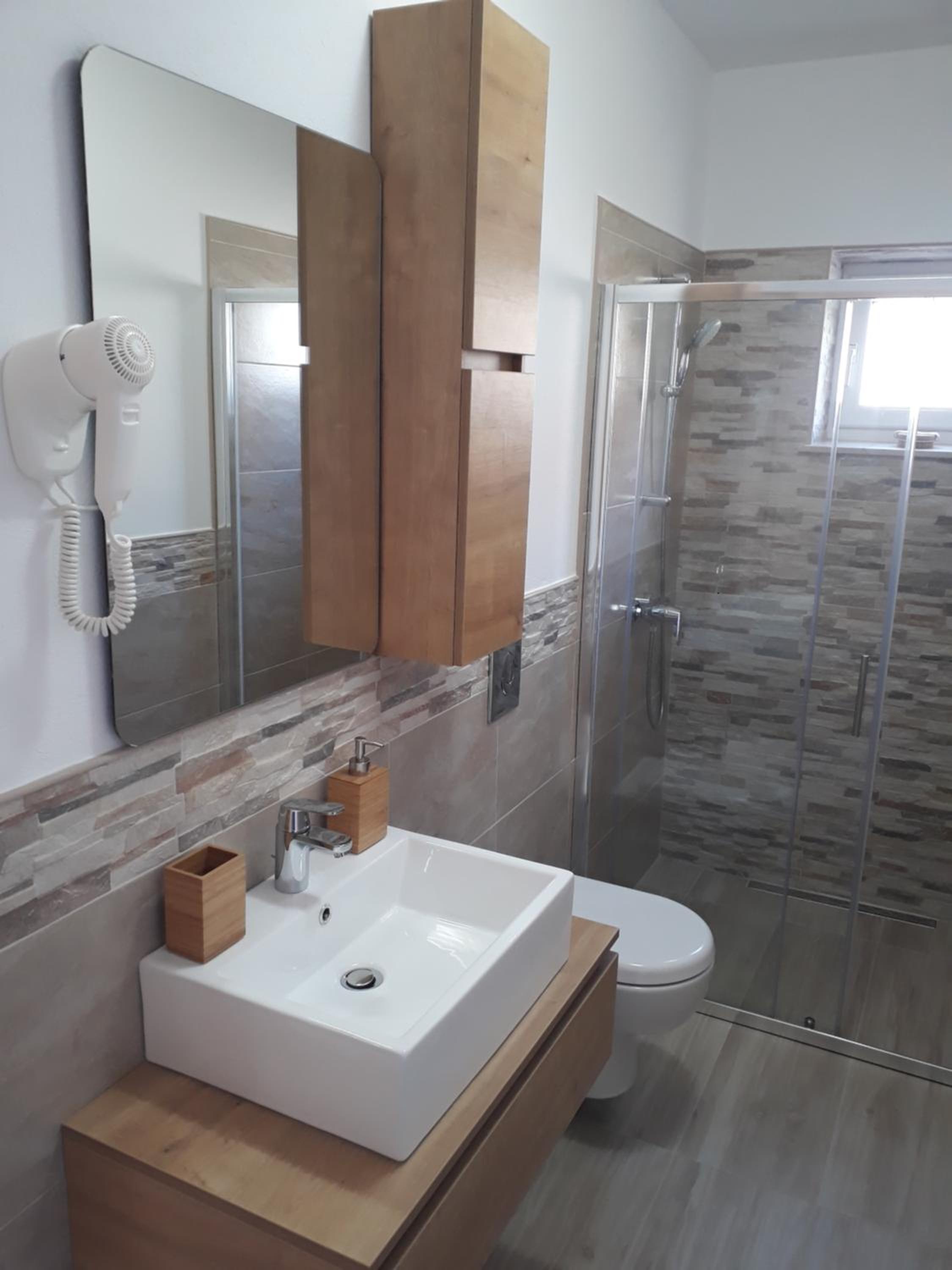 Studio Apartment with Sea View - Photo 3
