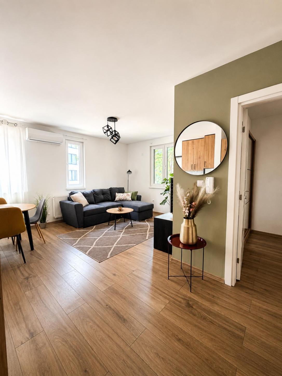Deluxe One-Bedroom Apartment with Garden View