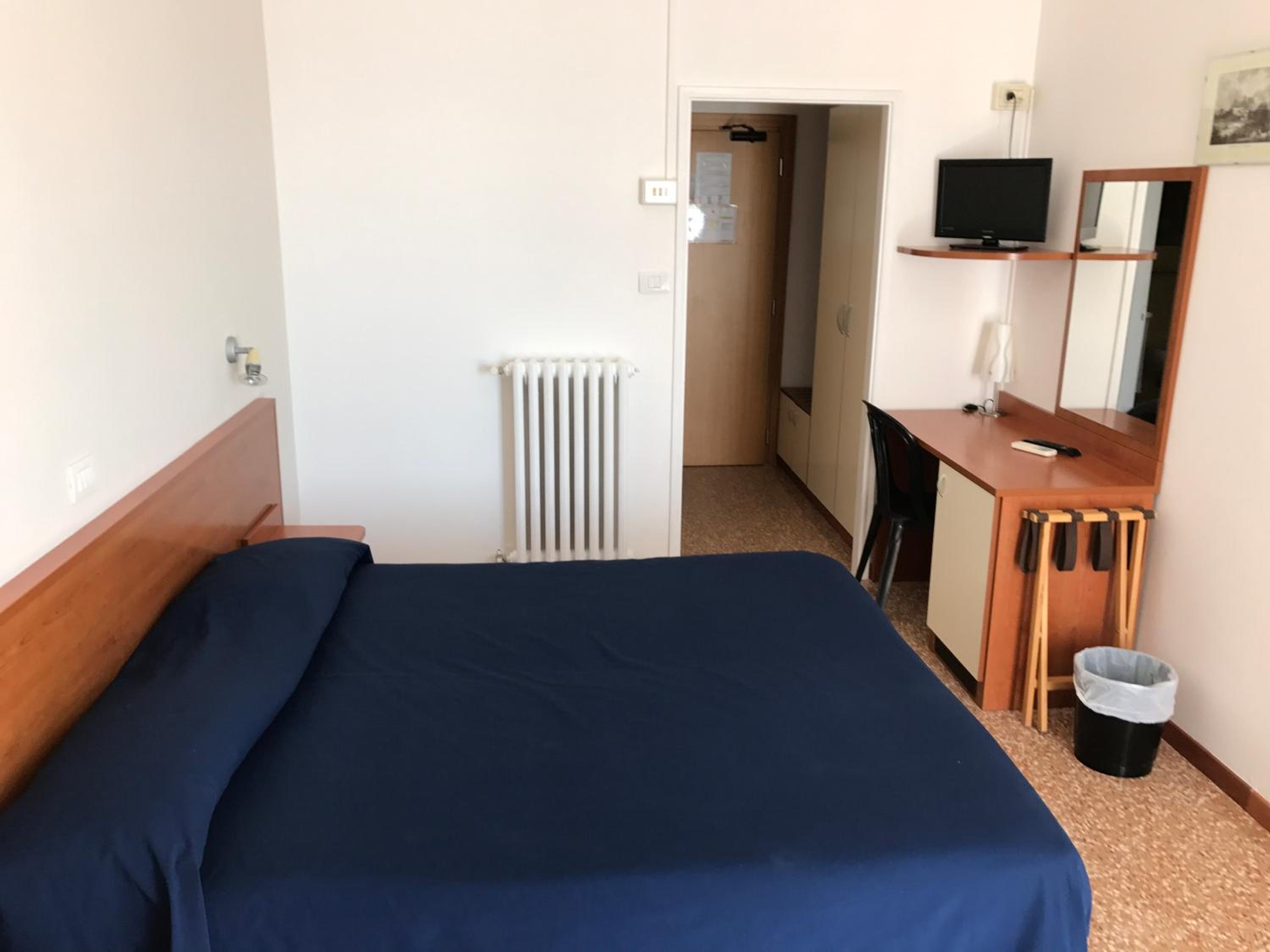 Double Room with Sea View - Photo 1