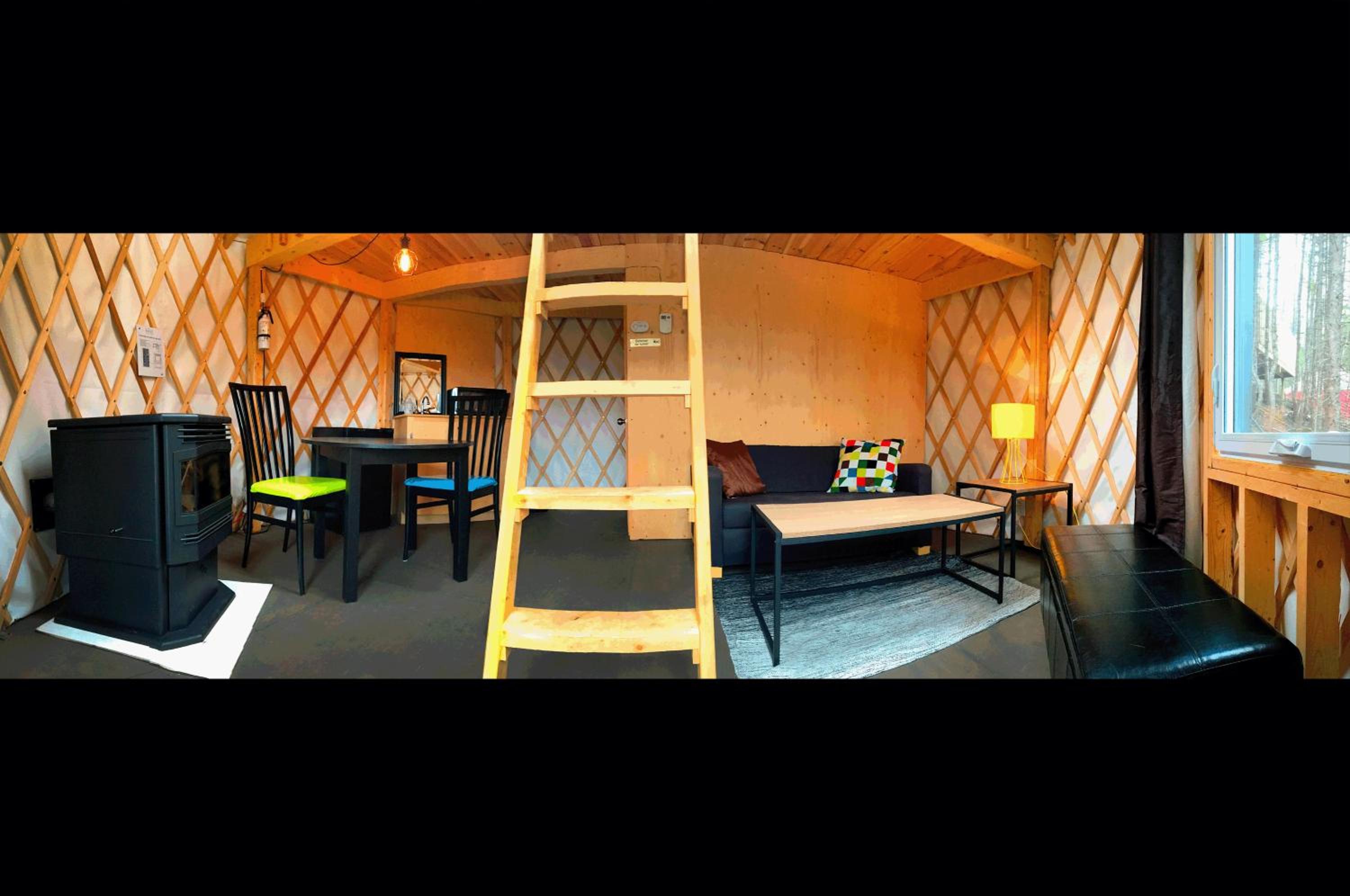 Yurt photo 1