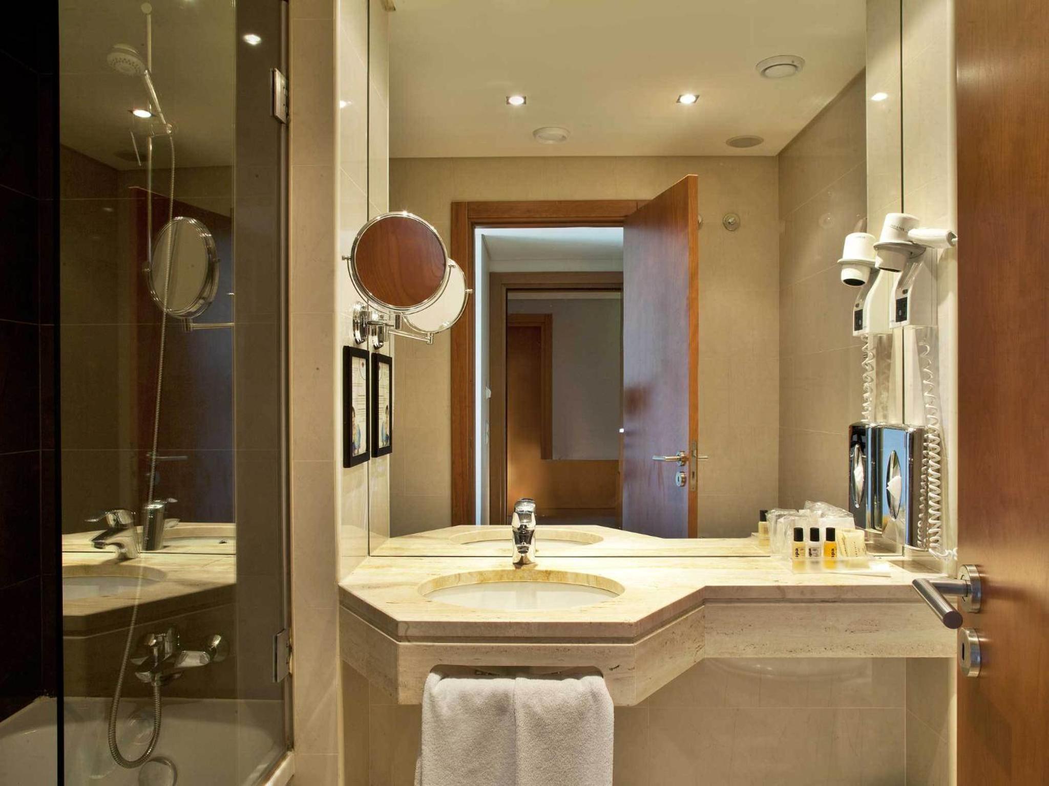 Double Room - Photo 2