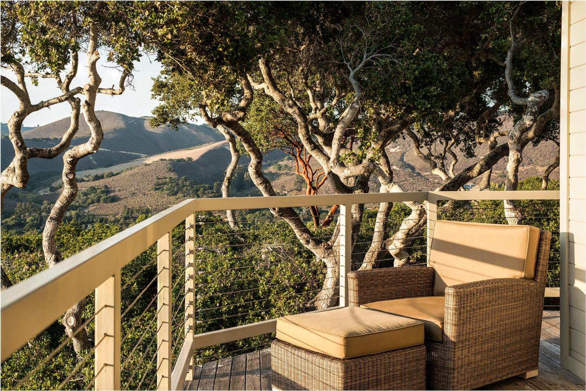 Hilltop Ranch King Suite with Outdoor Tub - Photo 6