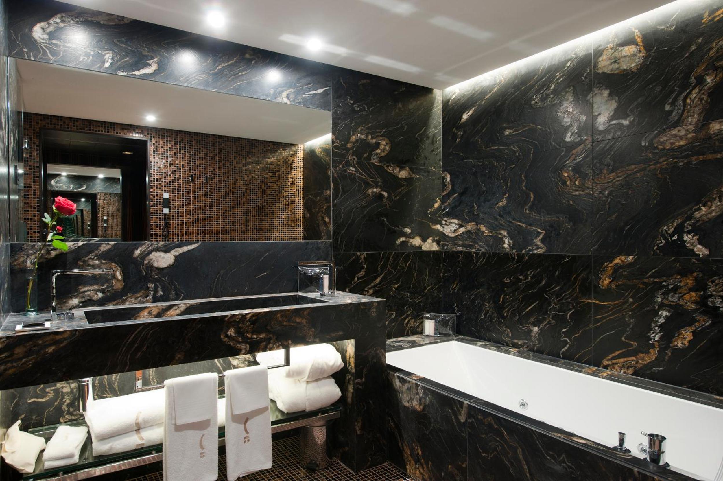 Junior Suite (3 Adults)