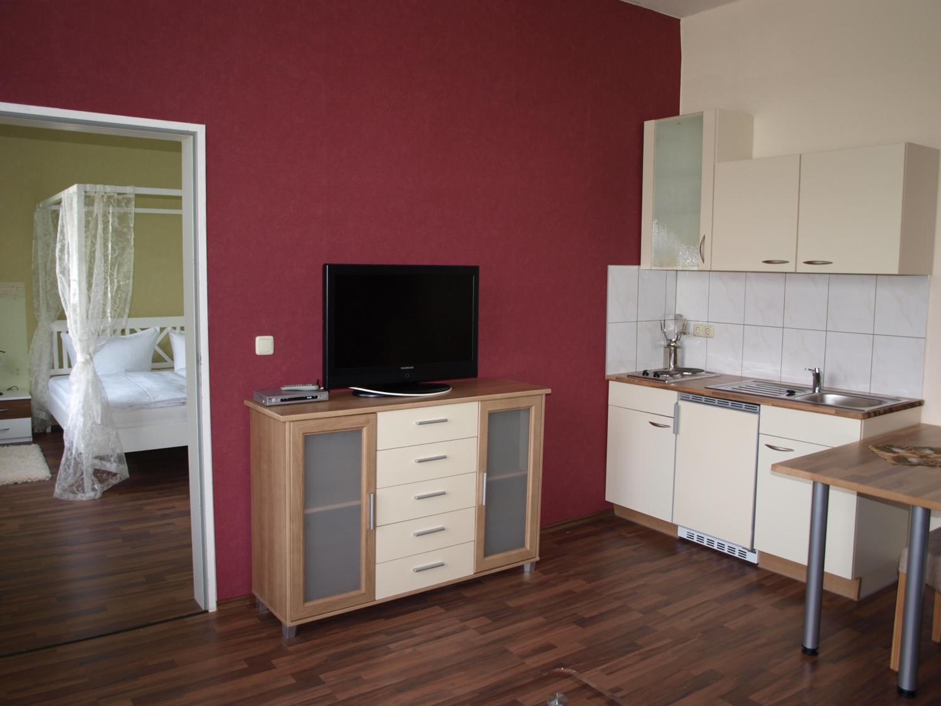 Suite - Photo 4