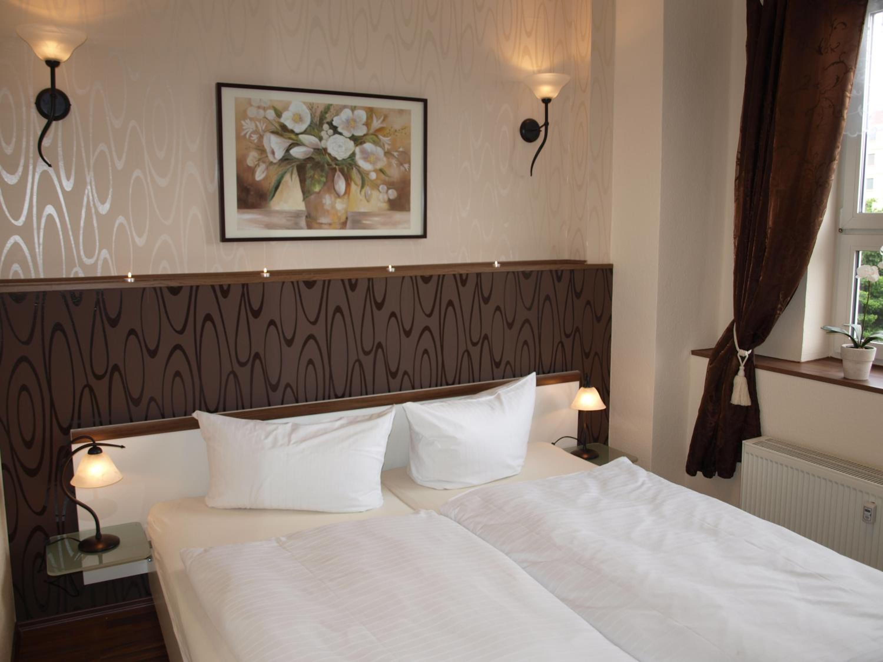 Suite - Photo 3