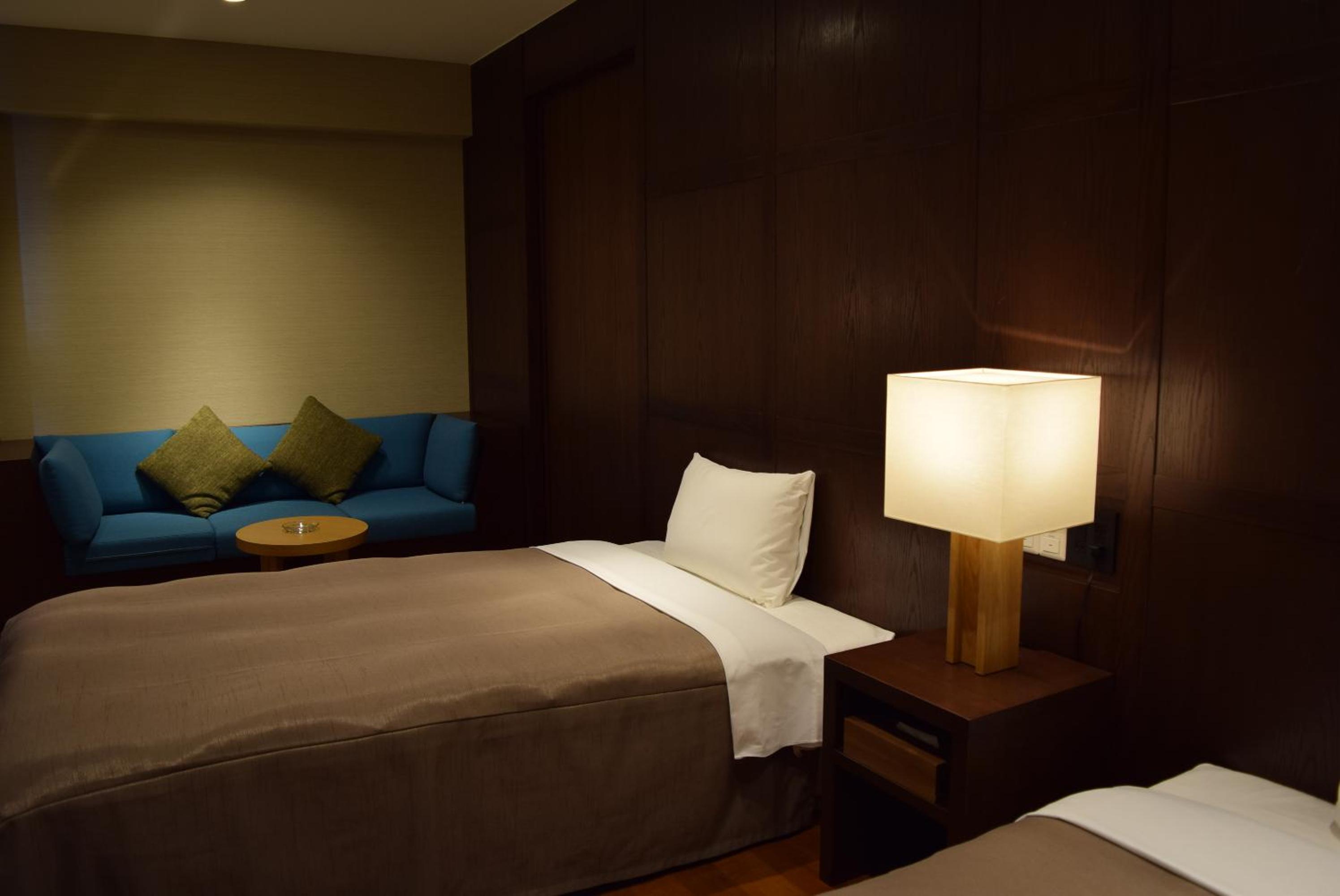 Deluxe Twin Room - Smoking photo 2