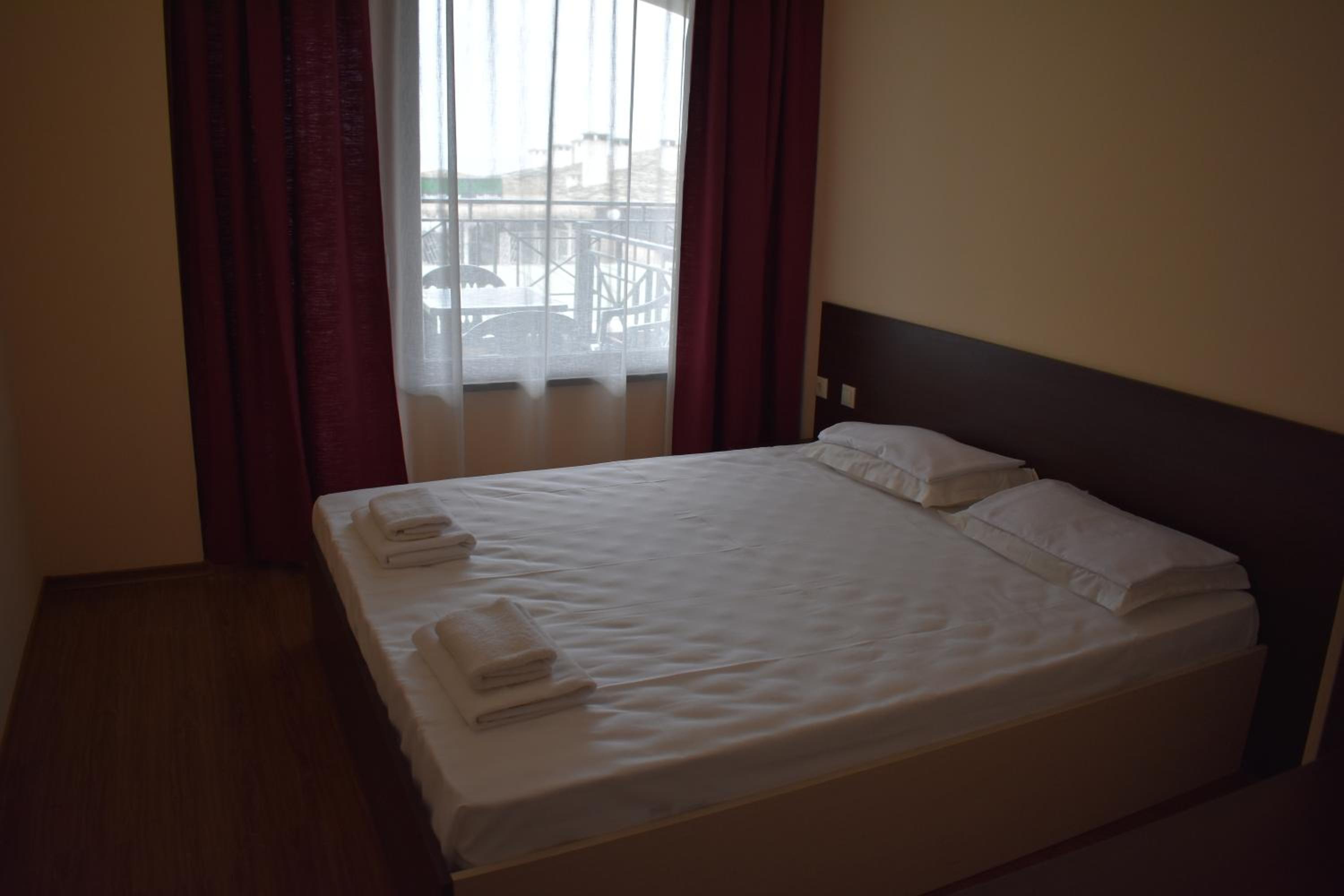 One-Bedroom Apartment with Balcony and Sea View - Sirena  photo 3