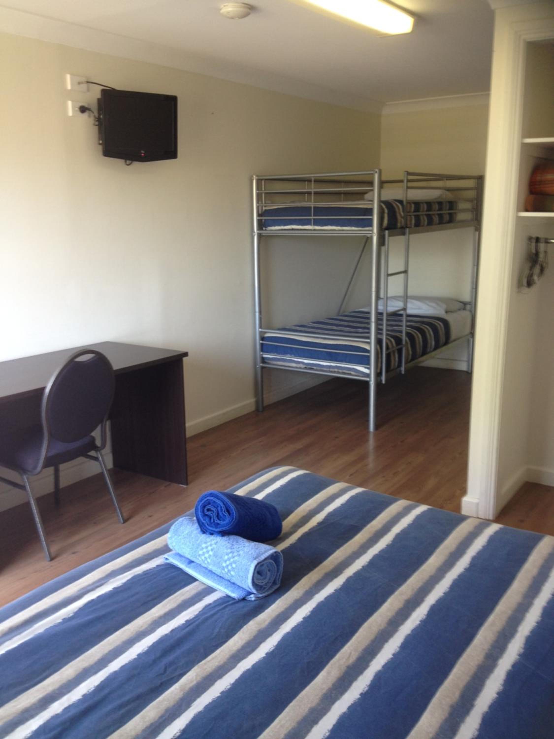 Budget King Room photo 1