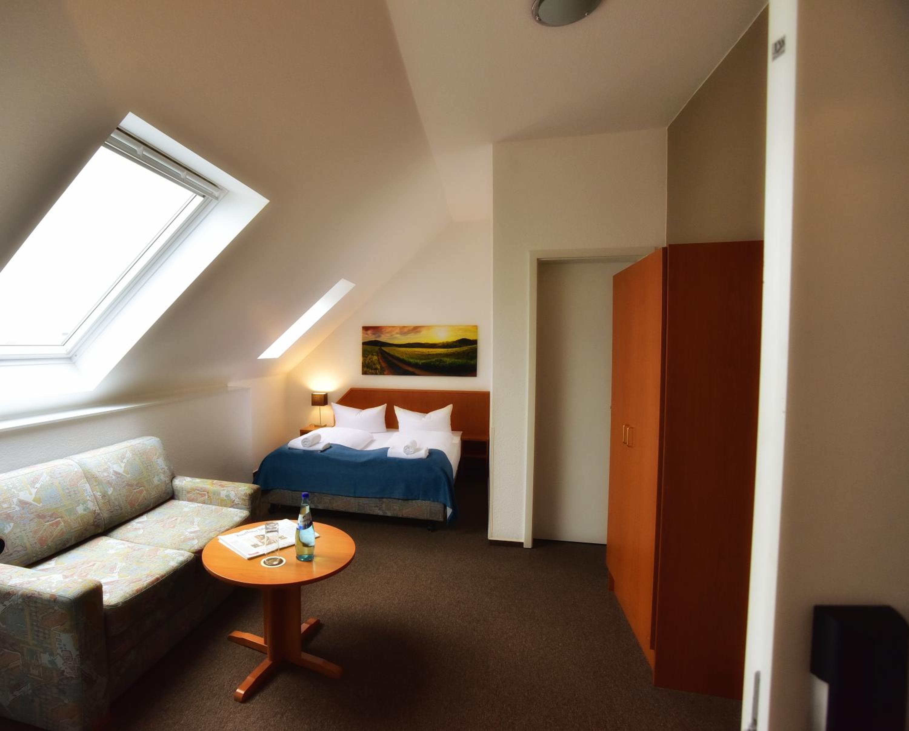 Double Room - Photo 2