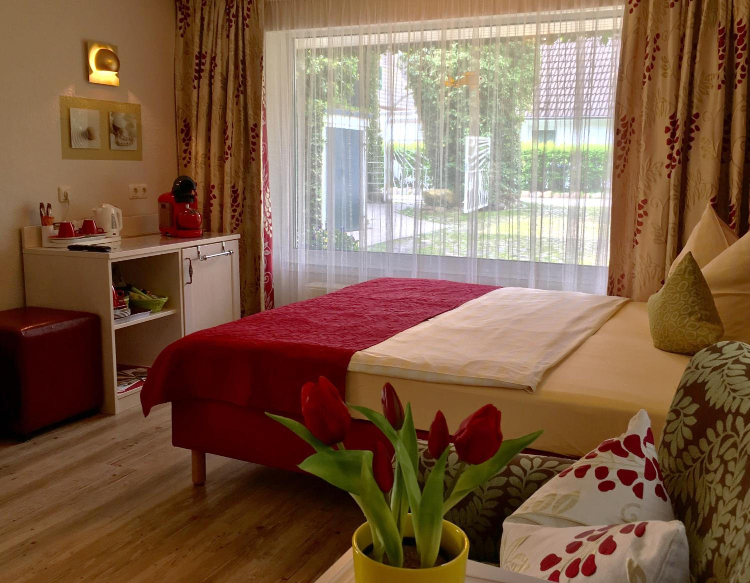 Twin Room with Terrace photo 3