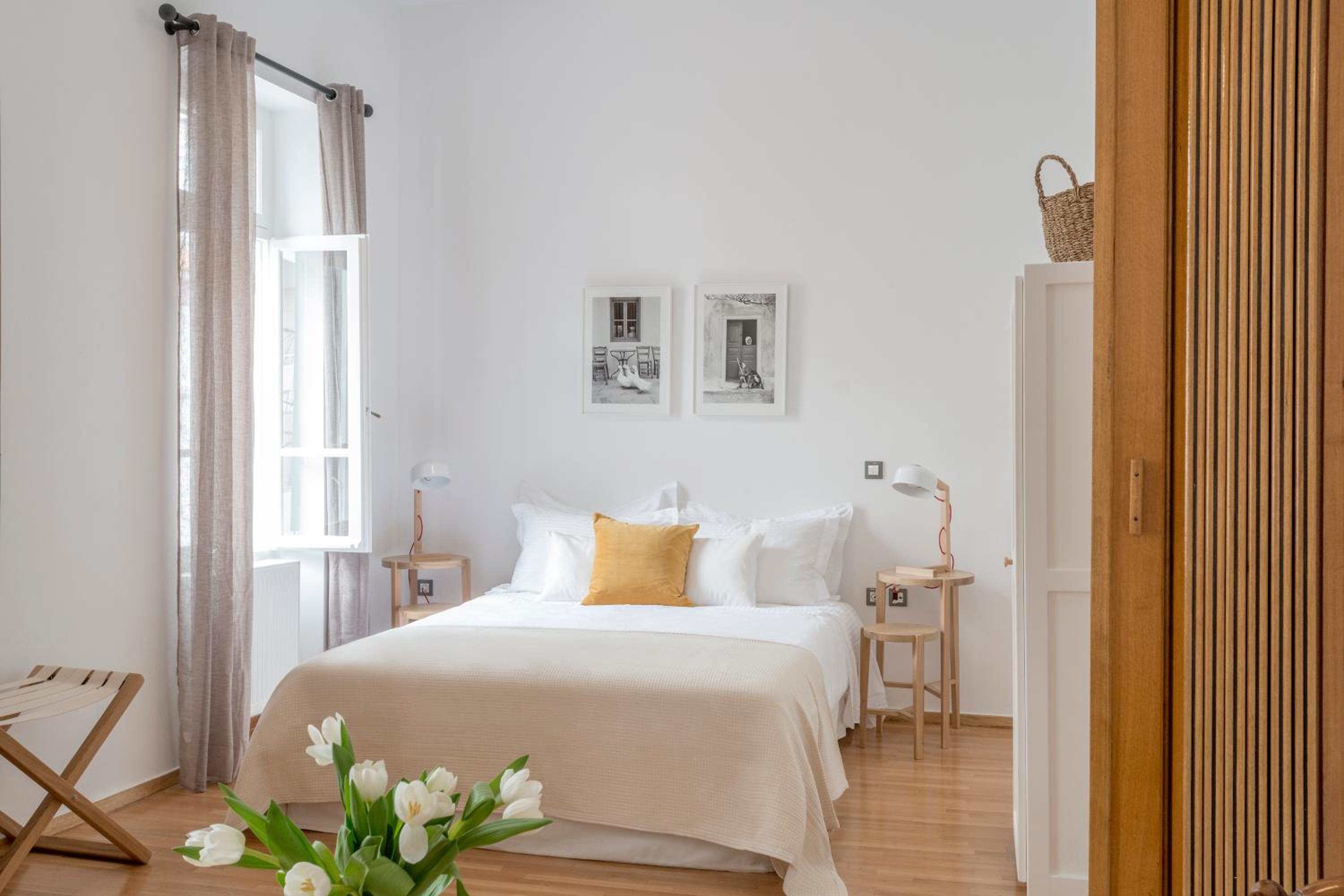 Apartment with Balcony and partial Acropolis view photo 1