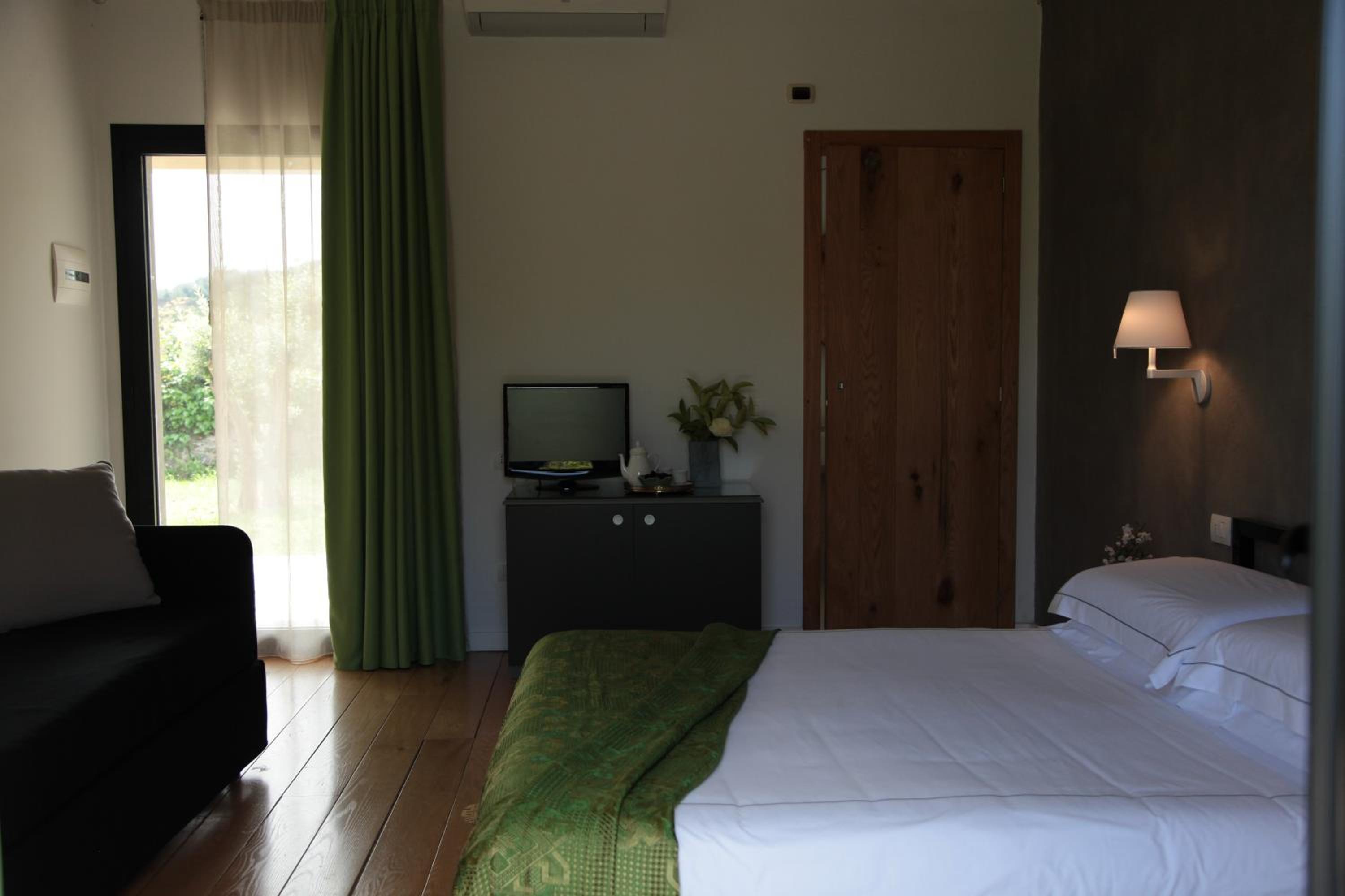 Double Room with Garden View - Separate Building photo 2