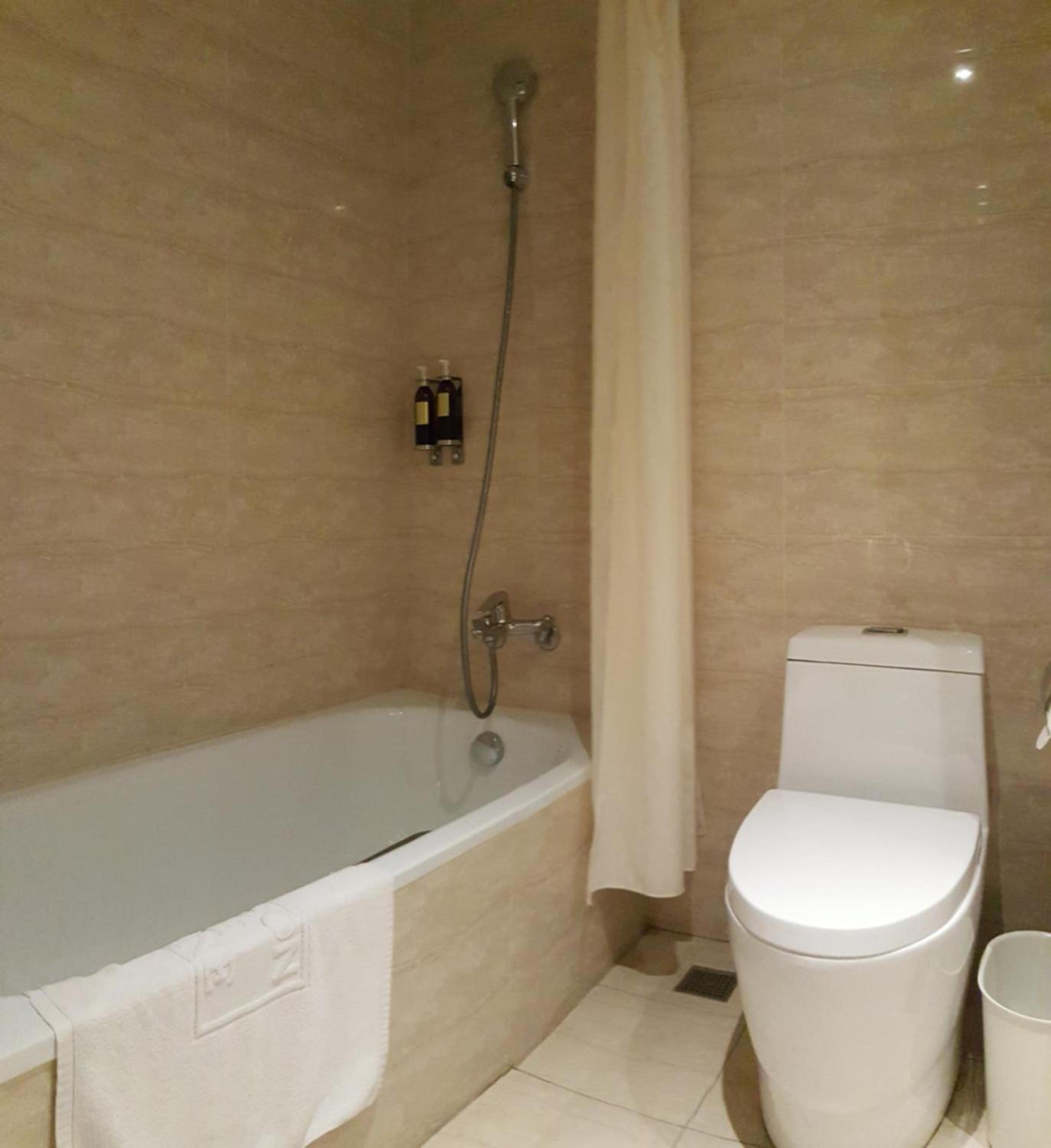 Classic Twin Room - Photo 2