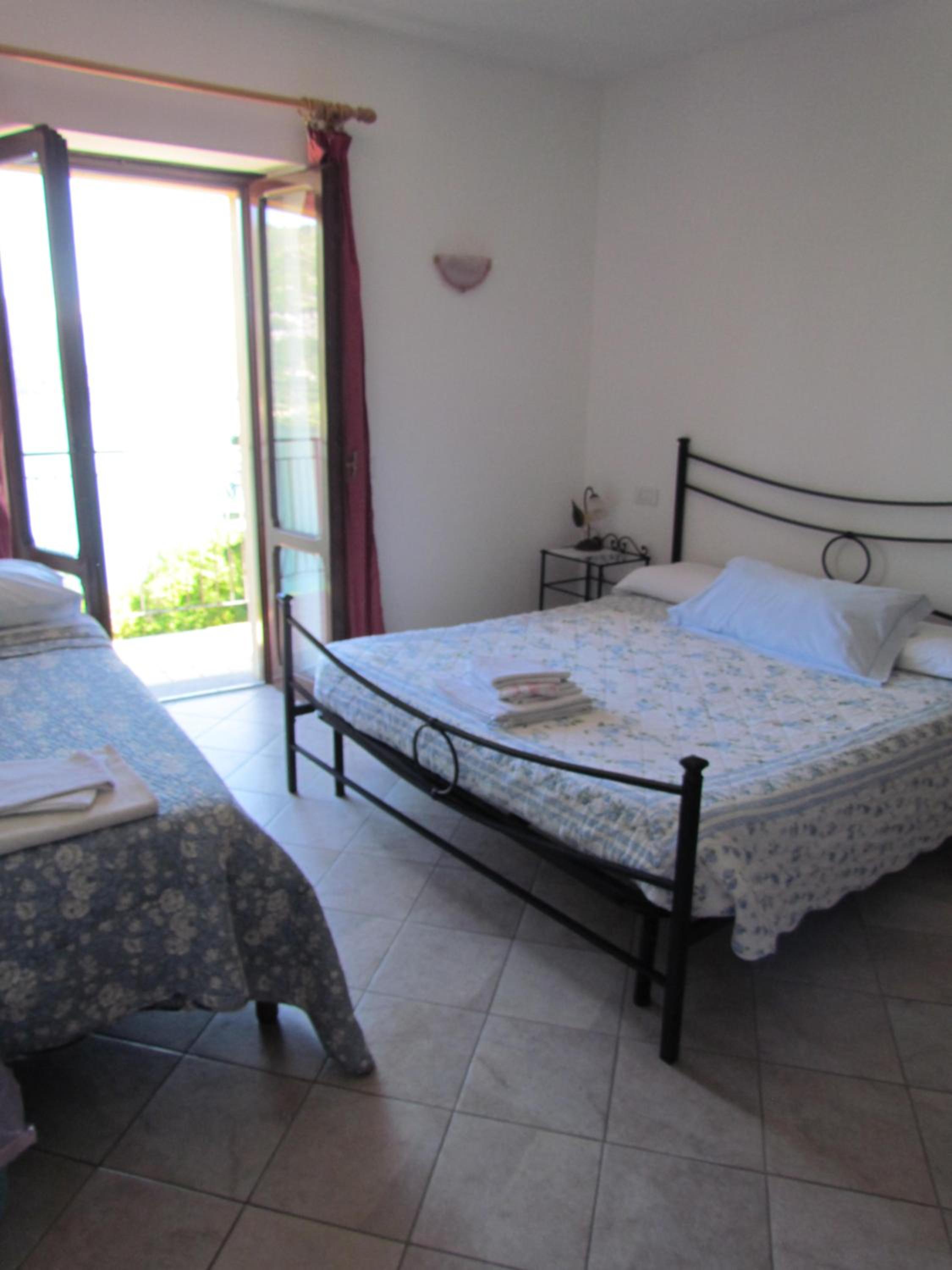 Double Room with Lake View photo 1