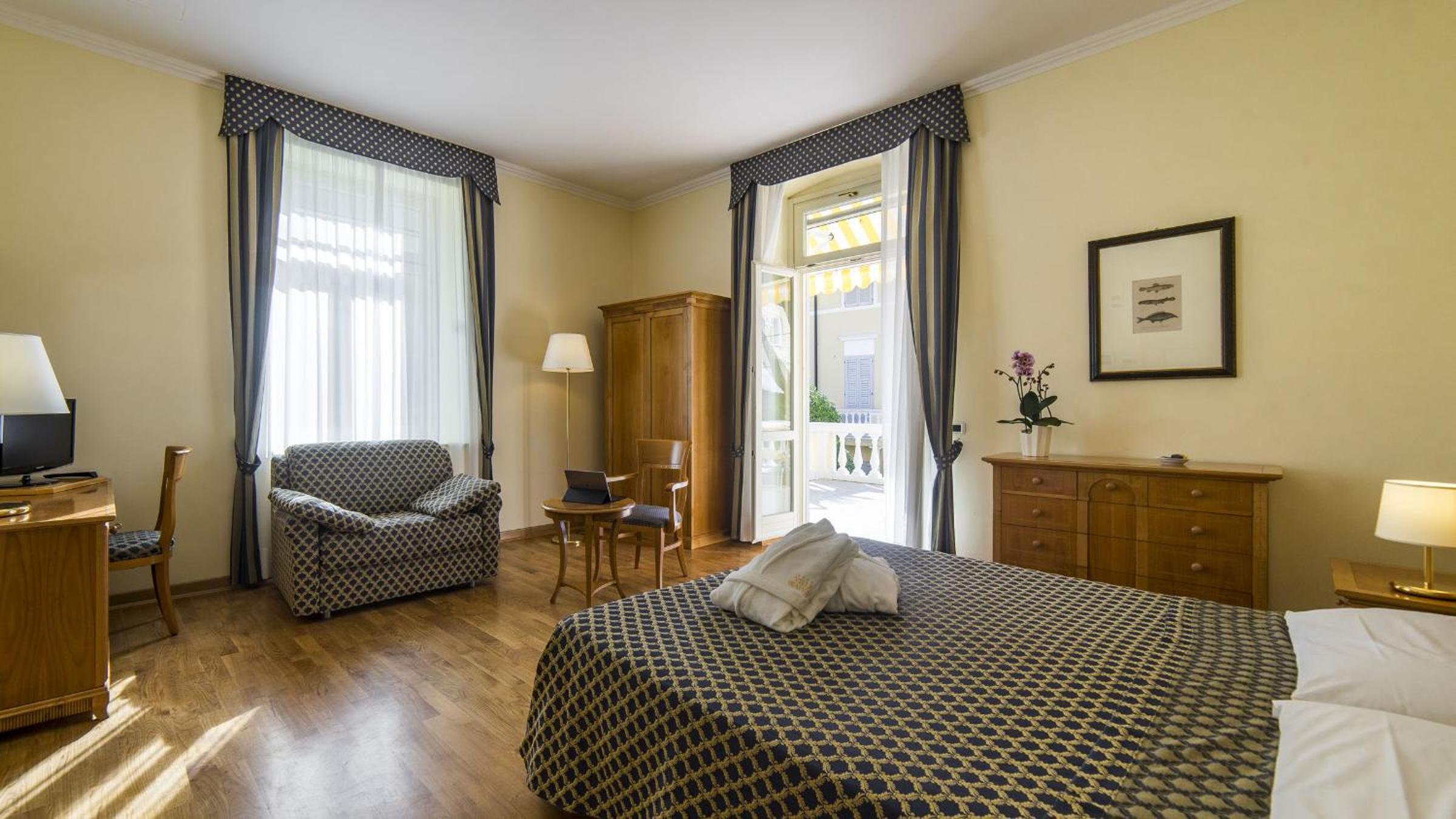Double or Twin Room photo 2