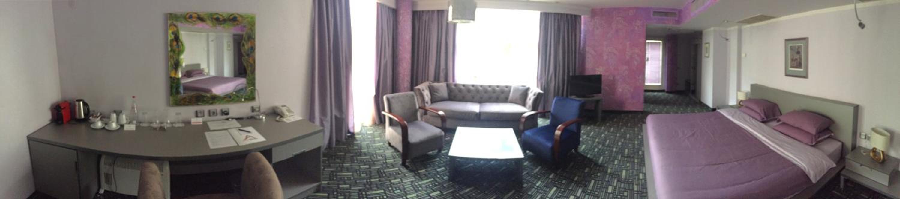 Junior Suite with Balcony - Free VIP package - Photo 2