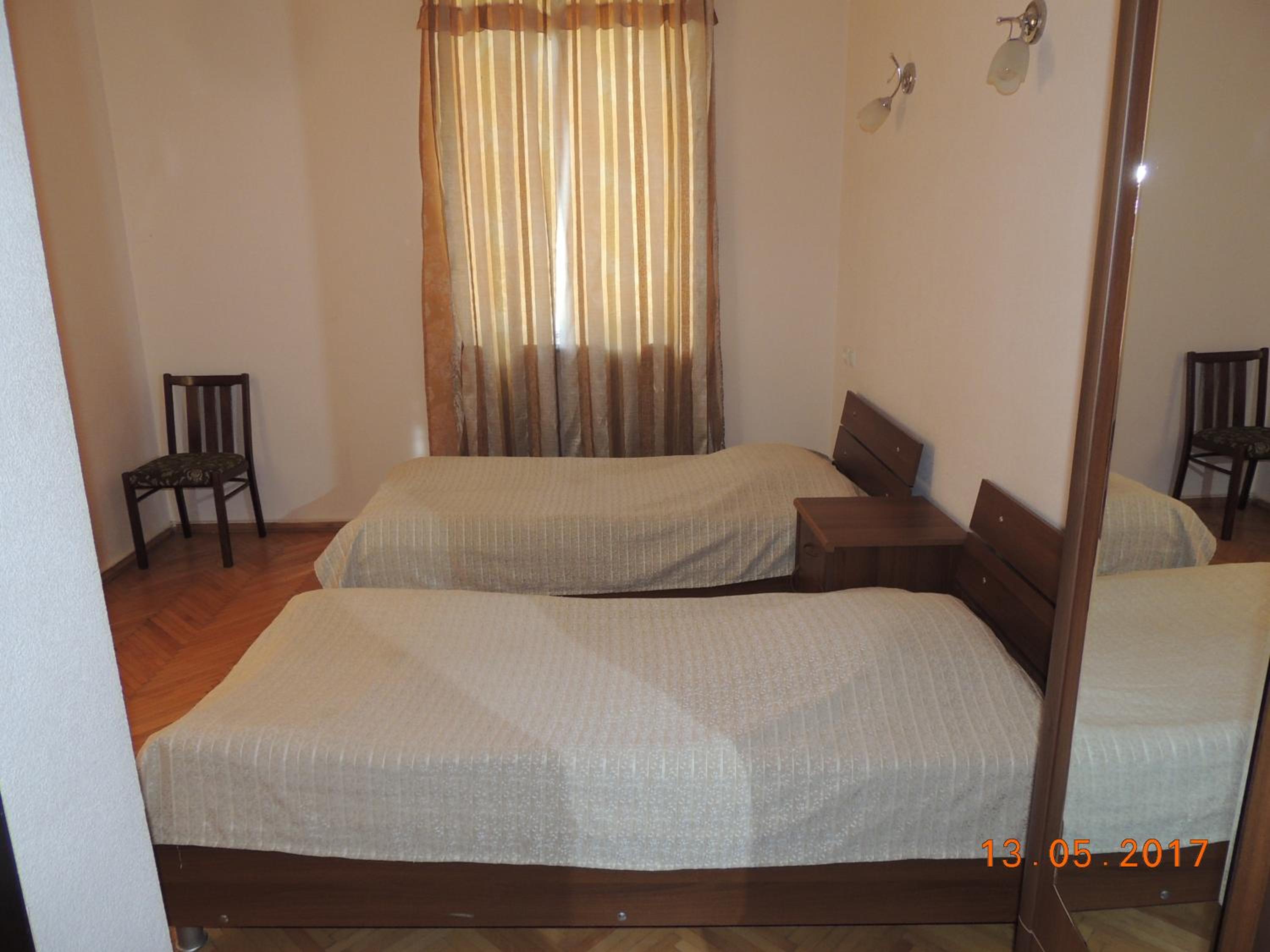 Budget Twin Room photo 2