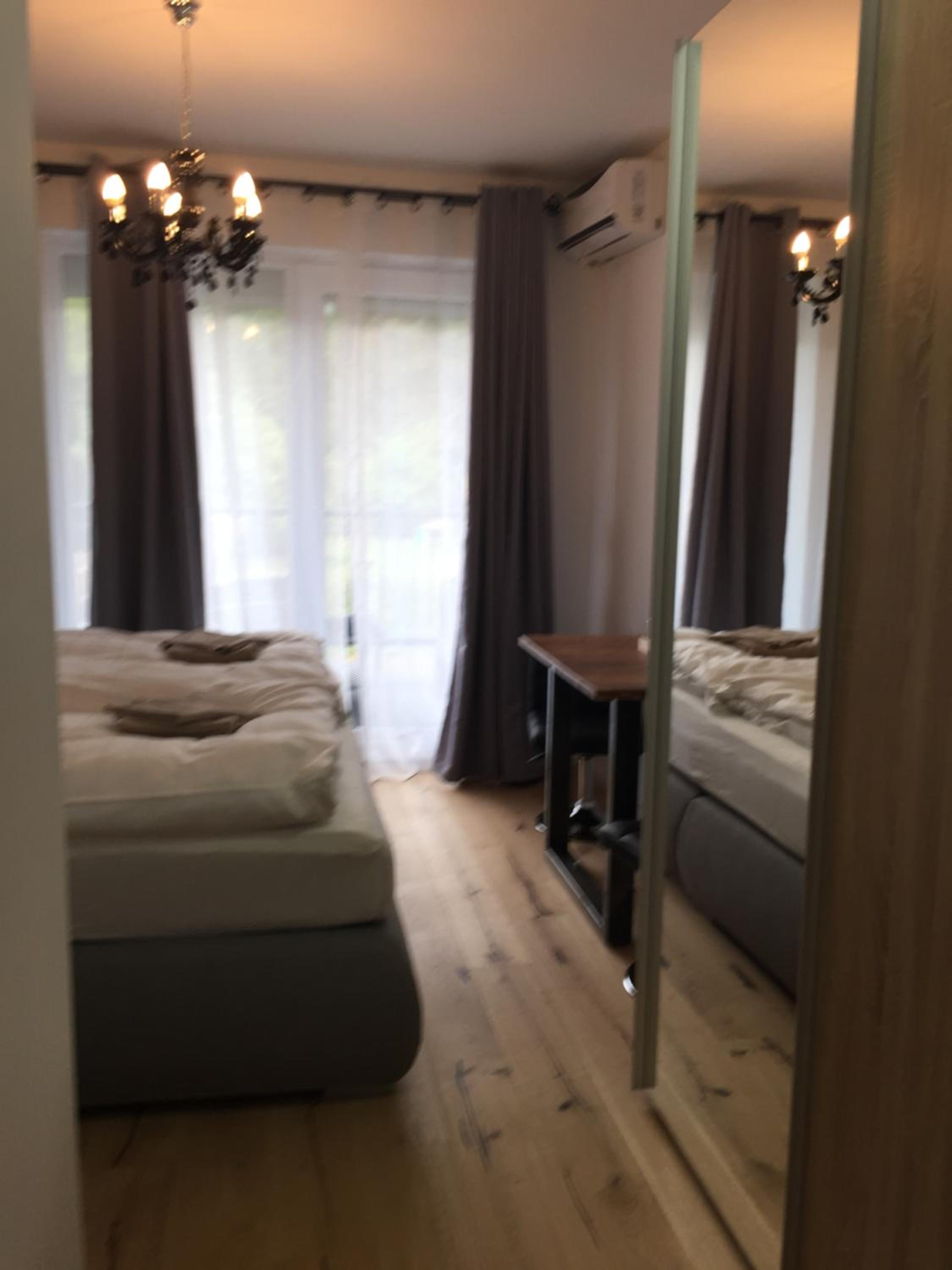 Queen Room with Balcony photo 1