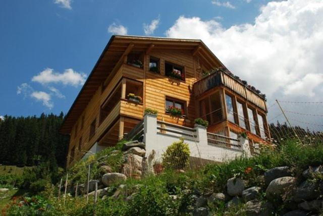 Three-Bedroom Chalet photo 3