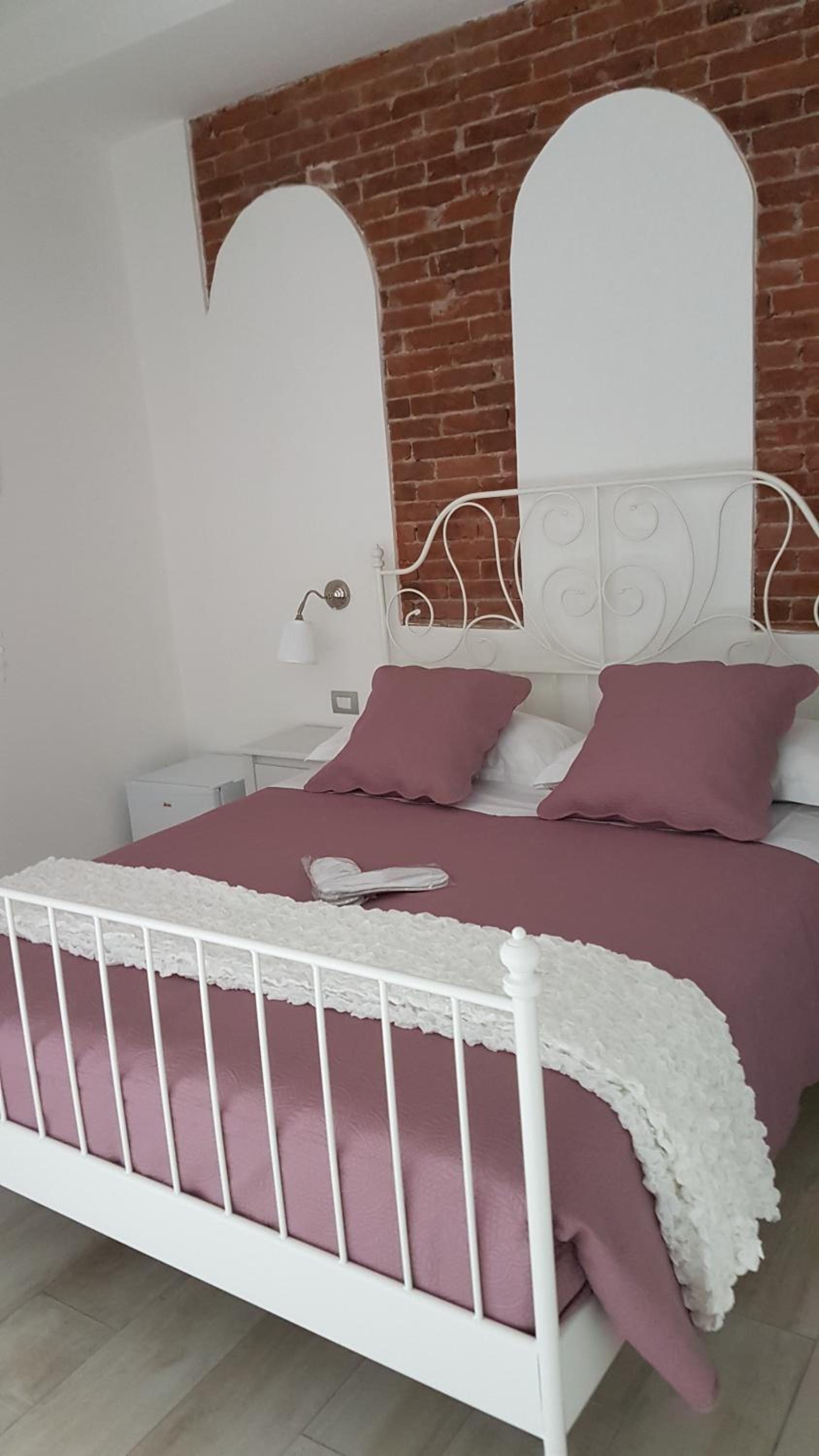 Deluxe Double Room  - Photo 35