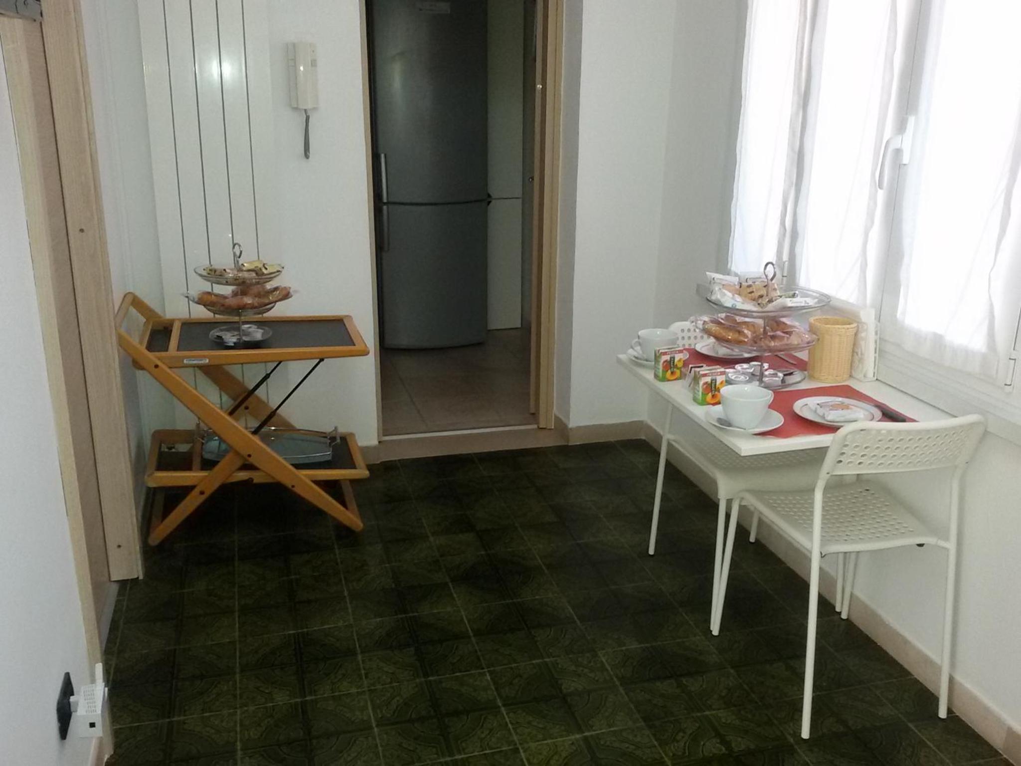 Large Double Room - Photo 41