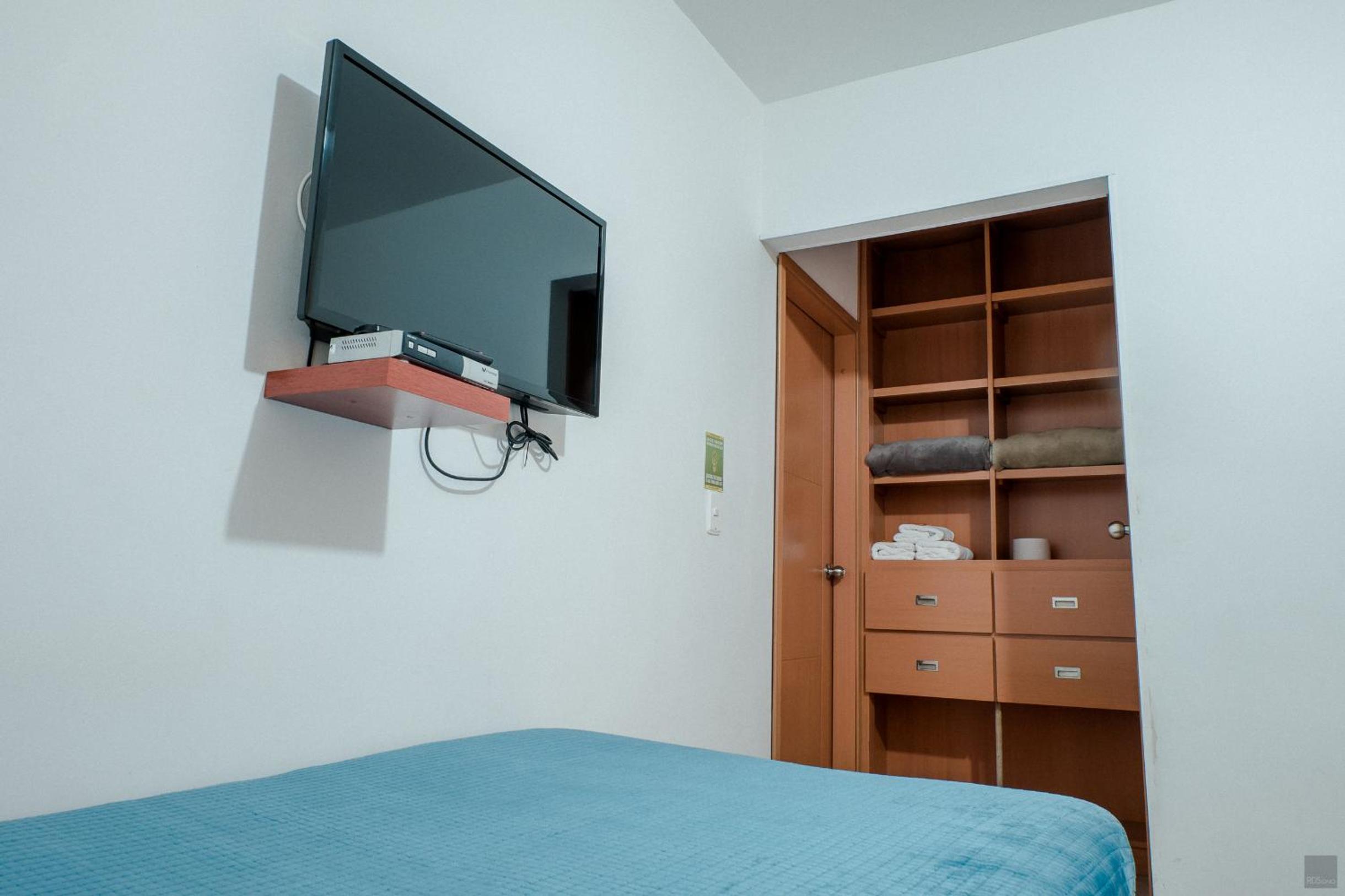 Basic Double or Twin Room photo 2