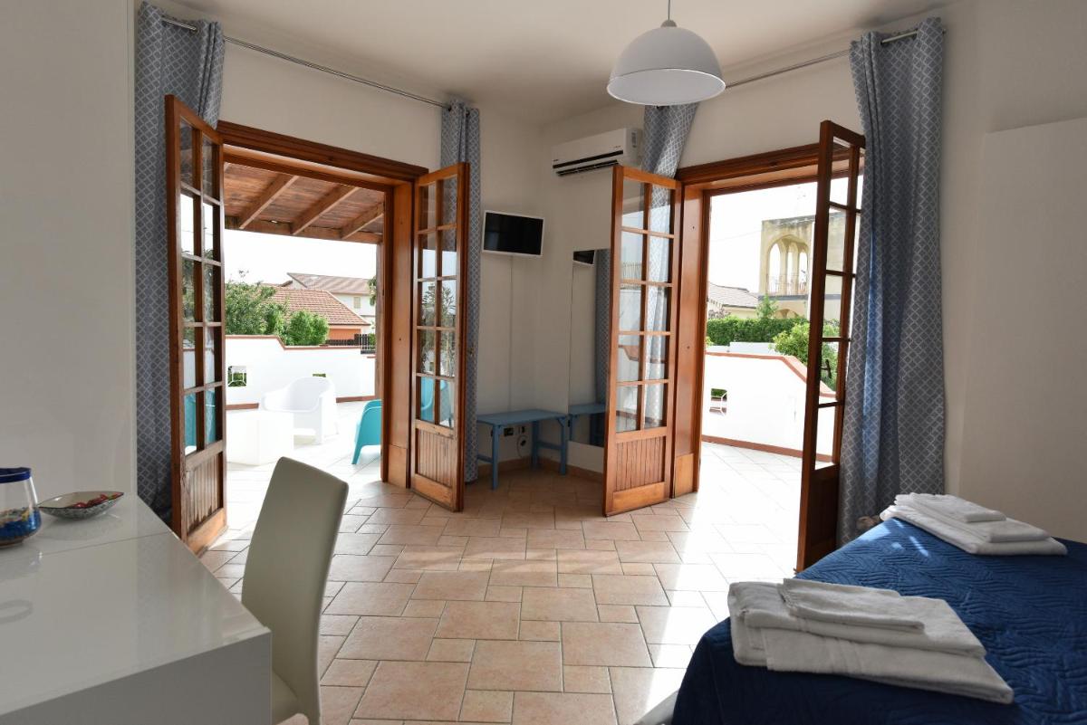 Deluxe Double Room photo 2
