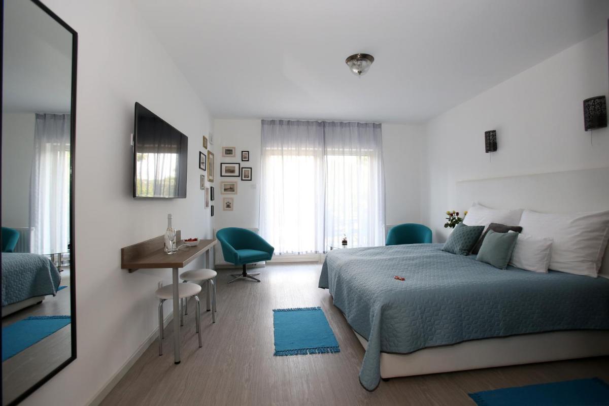 Penthouse Apartment photo 2