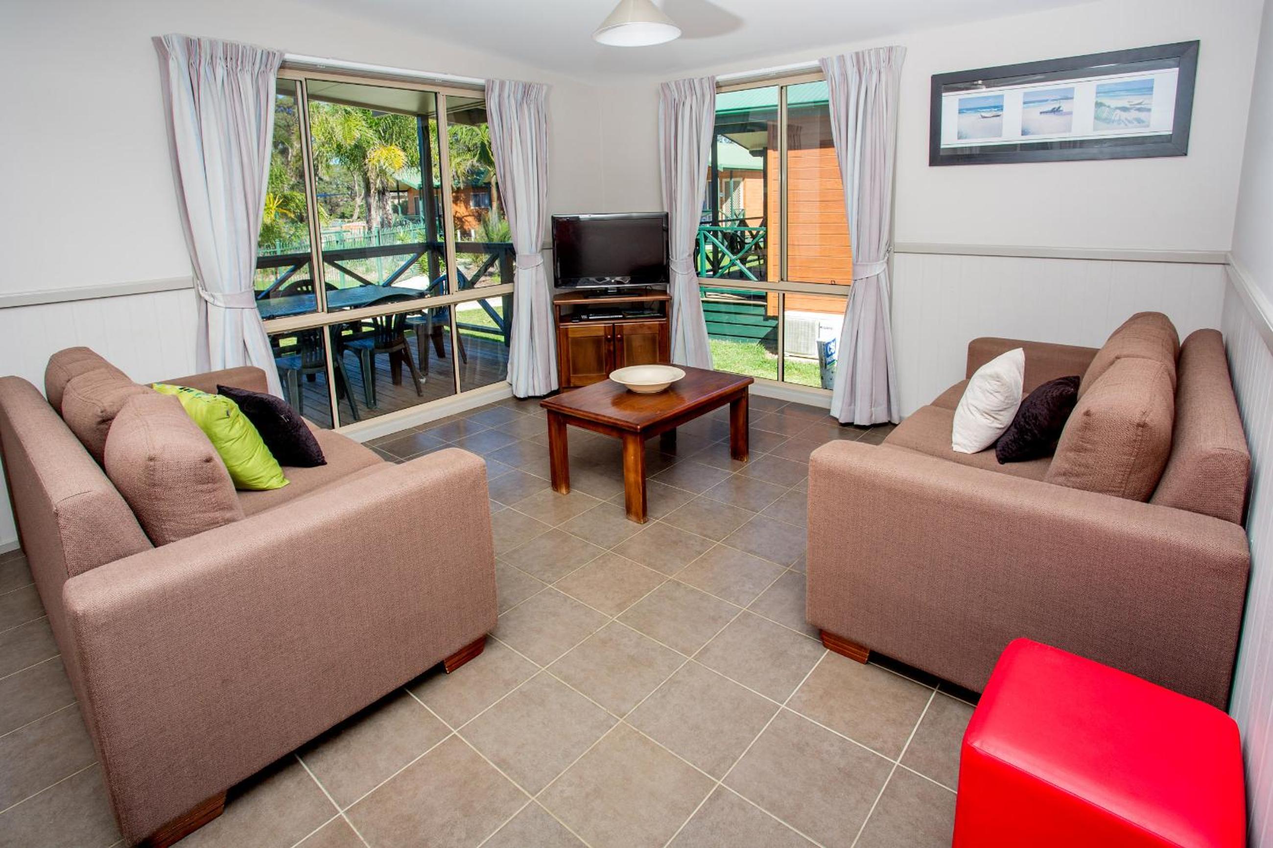 Three-Bedroom Villa with Spa Bath photo 1