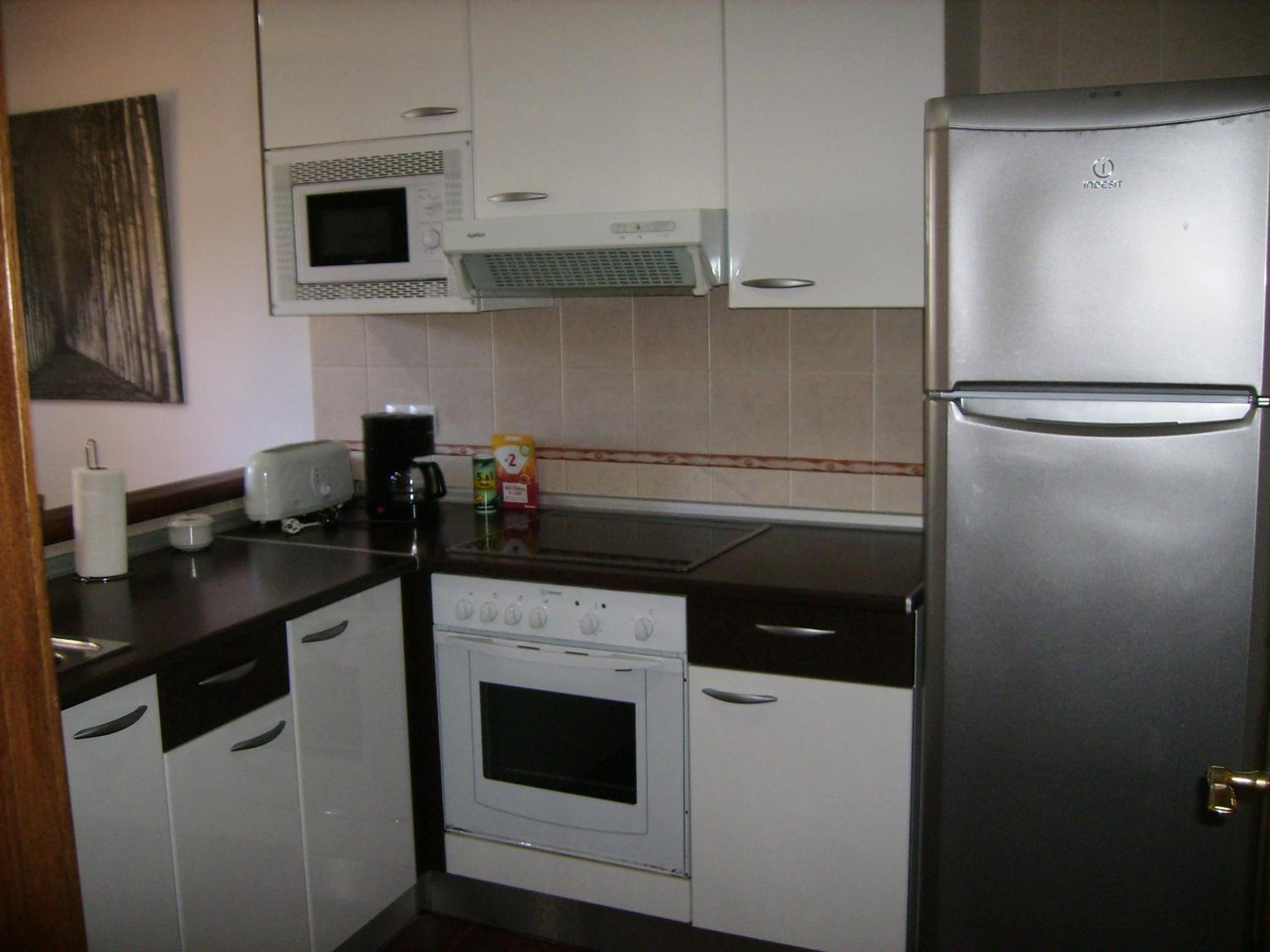 One-Bedroom Apartment photo 2